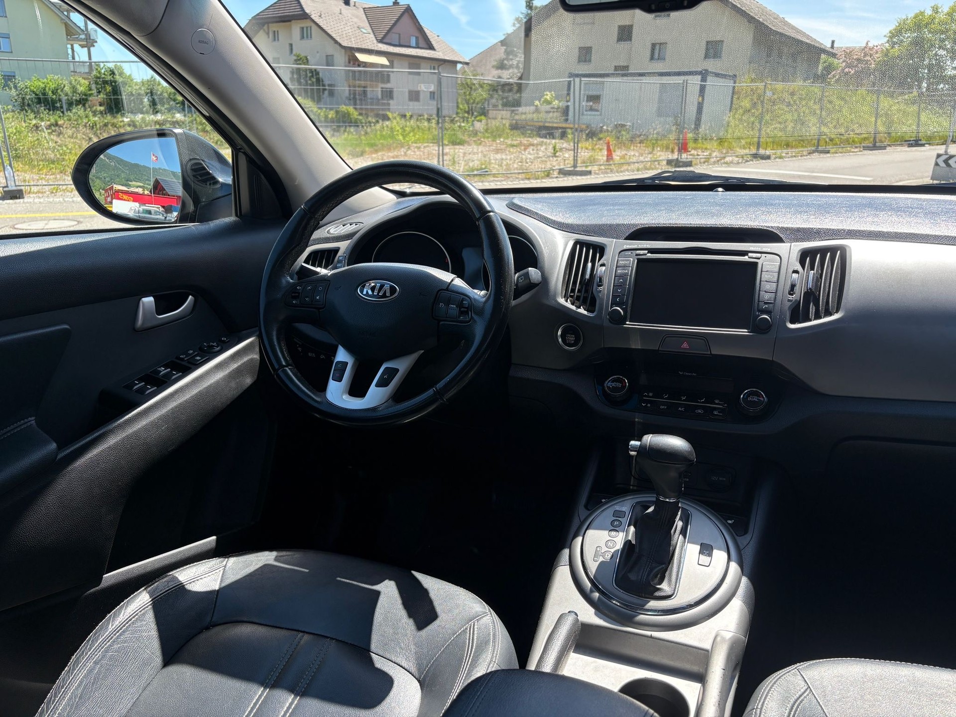 KIA Sportage 2.0 CRDi Trend 4WD Automatic-image-7
