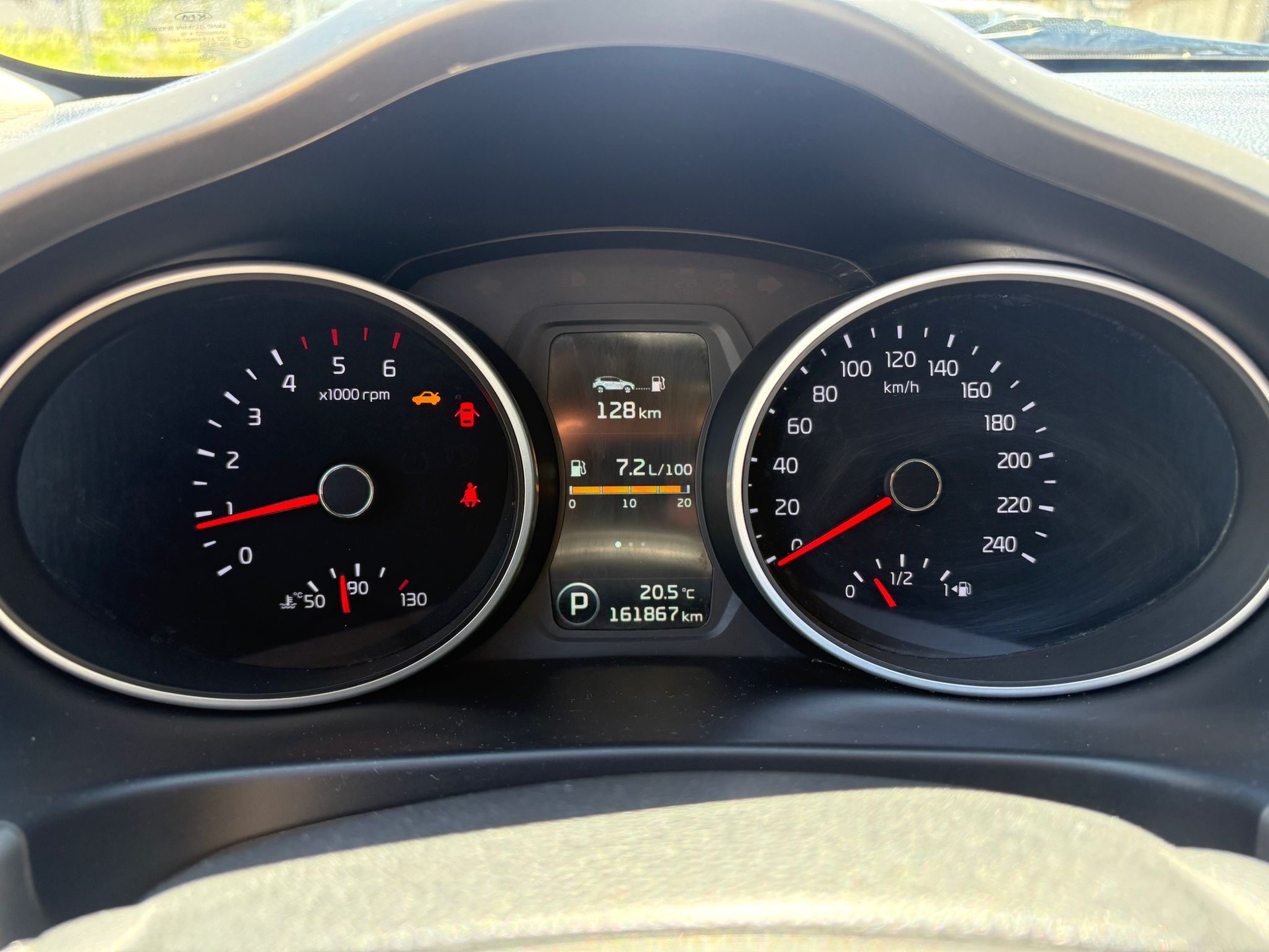KIA Sportage 2.0 CRDi Trend 4WD Automatic-image-5