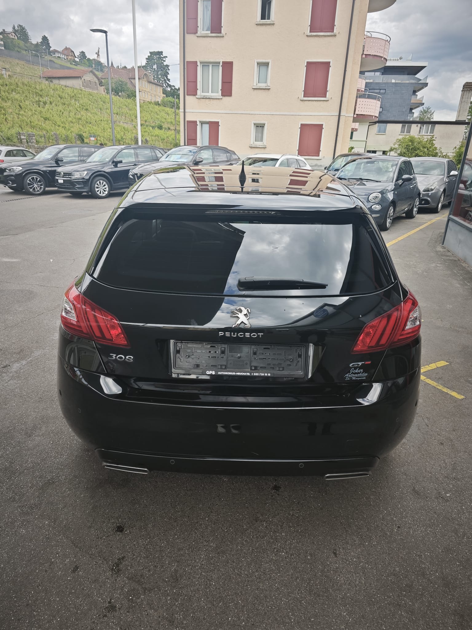 PEUGEOT 308 2.0 BlueHDI GT Automatic 180cv-image-4