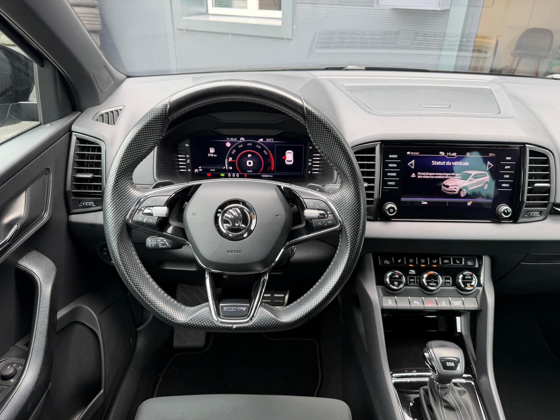 SKODA Karoq 1.5 TSI ACT SportLine DSG-image-9