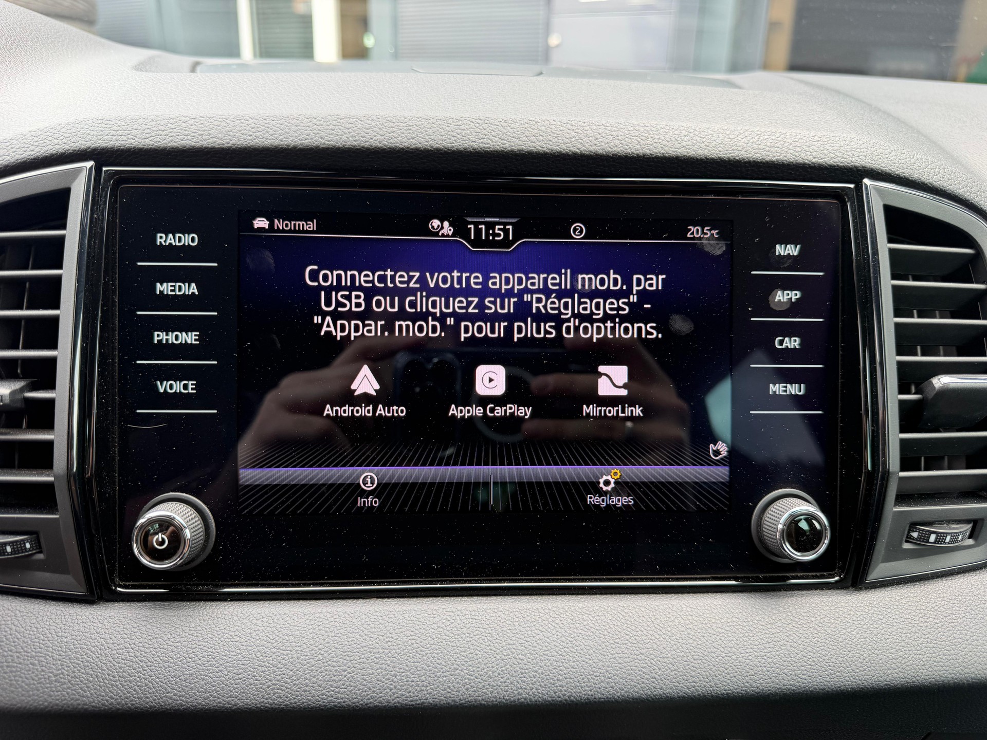 SKODA Karoq 1.5 TSI ACT SportLine DSG-image-14