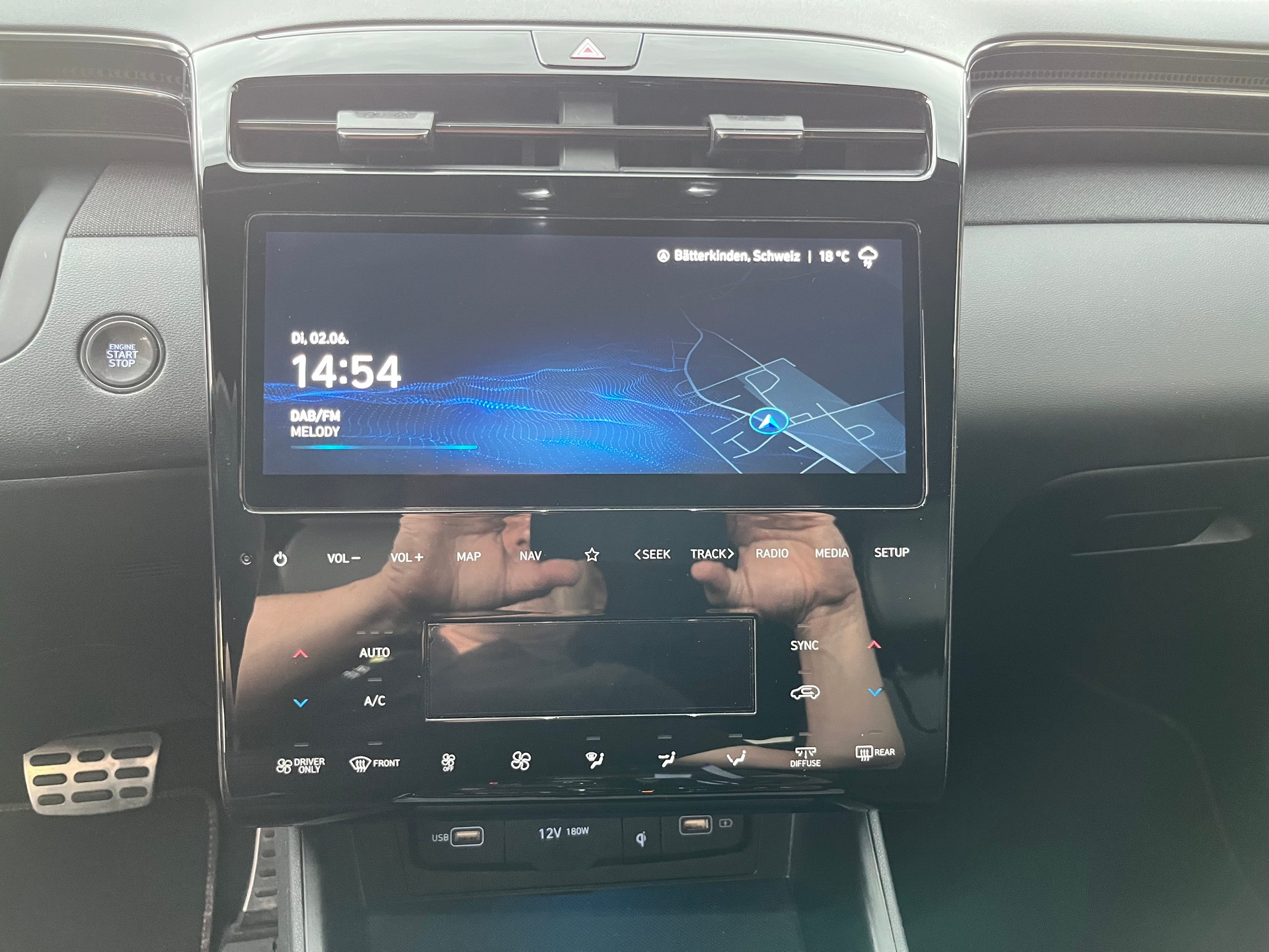 HYUNDAI Tucson 1.6 TGDI HEV N Line LUX pack 4WD+++ANHÄNGERKUPPLUNG+++-image-11