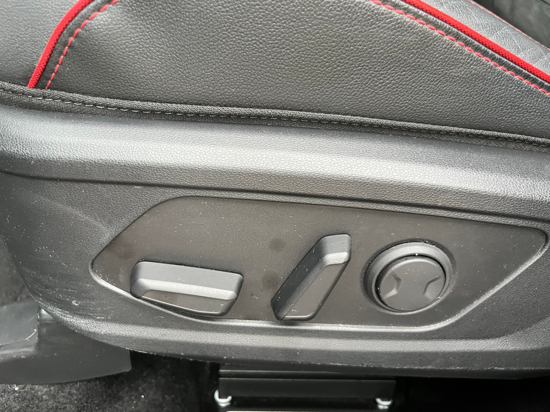 HYUNDAI Tucson 1.6 TGDI HEV N Line LUX pack 4WD+++ANHÄNGERKUPPLUNG+++-image-8