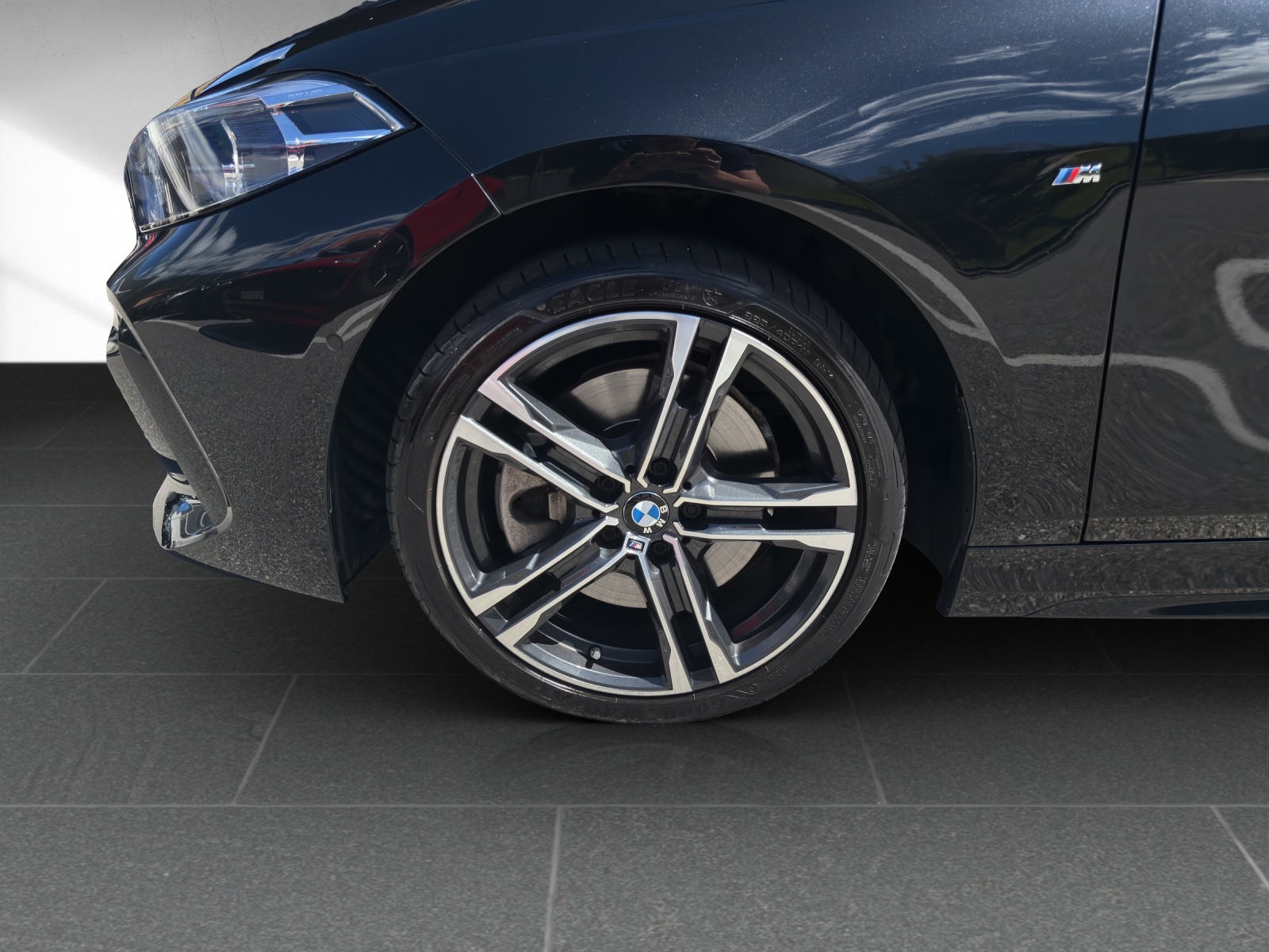 BMW 120d xDrive Steptronic M Sport-image-8