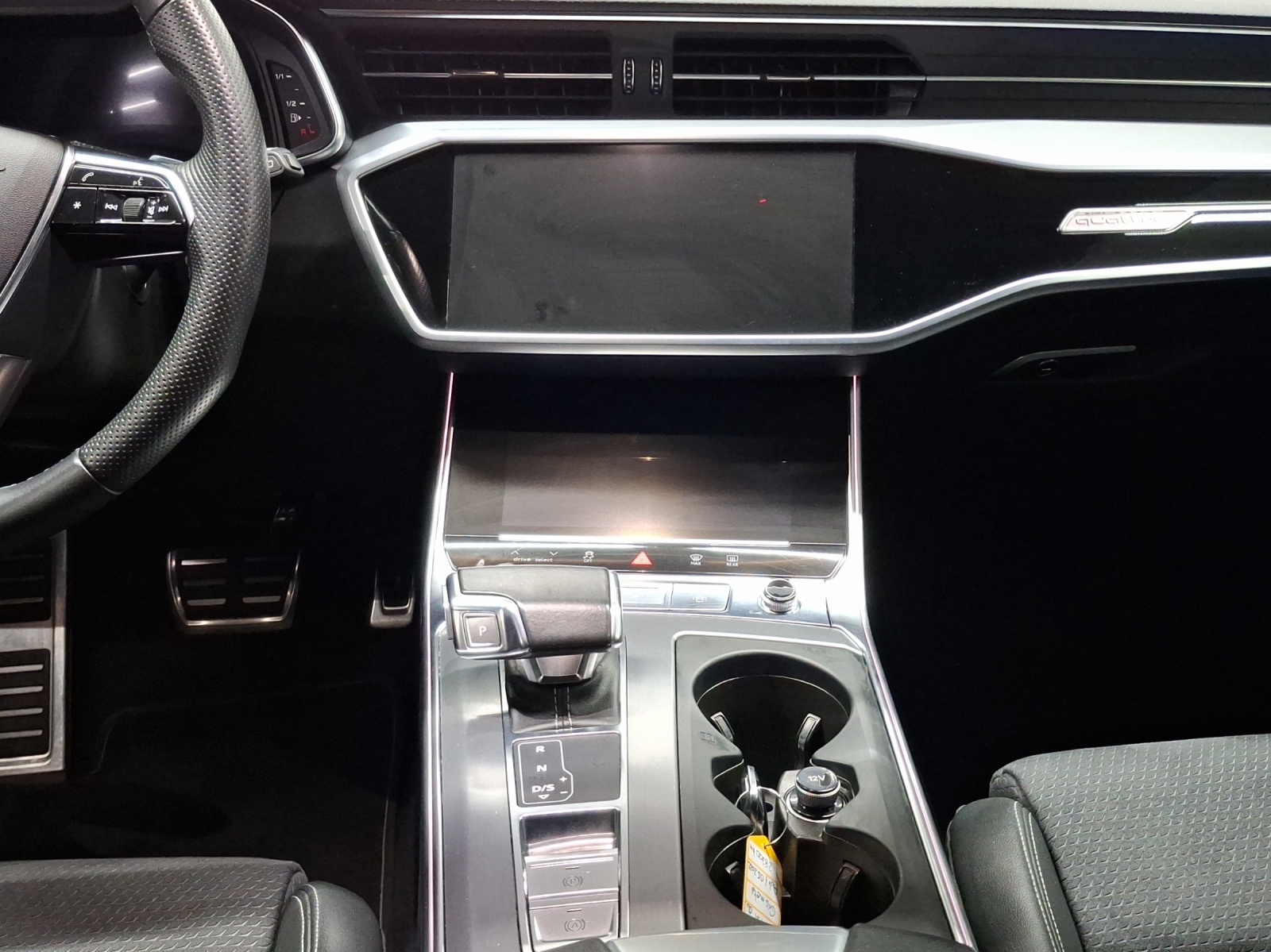 AUDI A6 Avant 45 TFSI Sport S-tronic quattro-image-10