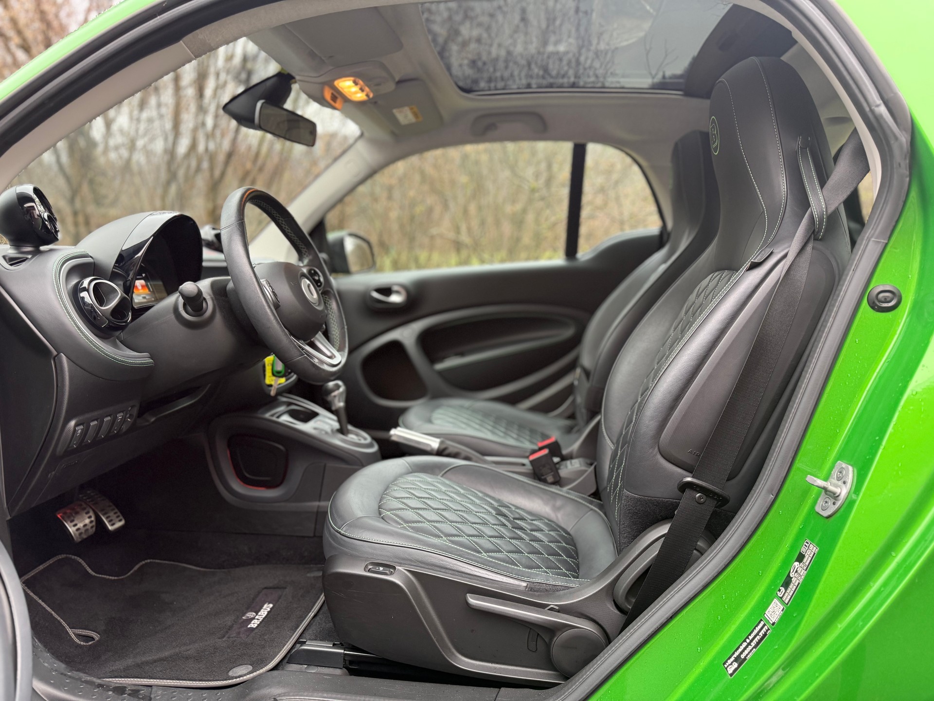 SMART FORTWO BRABUS STYLE TAILOR MADE-image-9