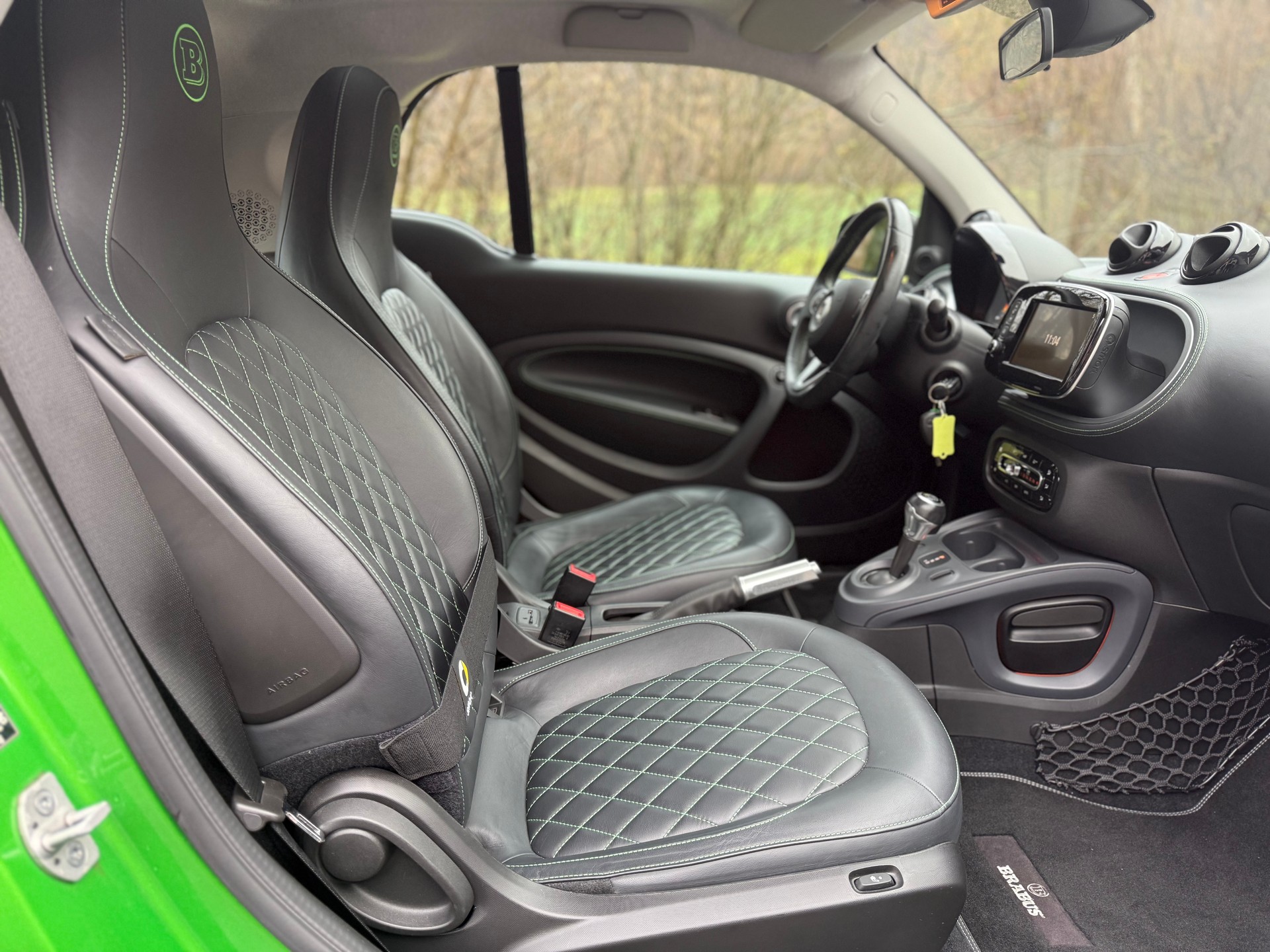 SMART FORTWO BRABUS STYLE TAILOR MADE-image-12
