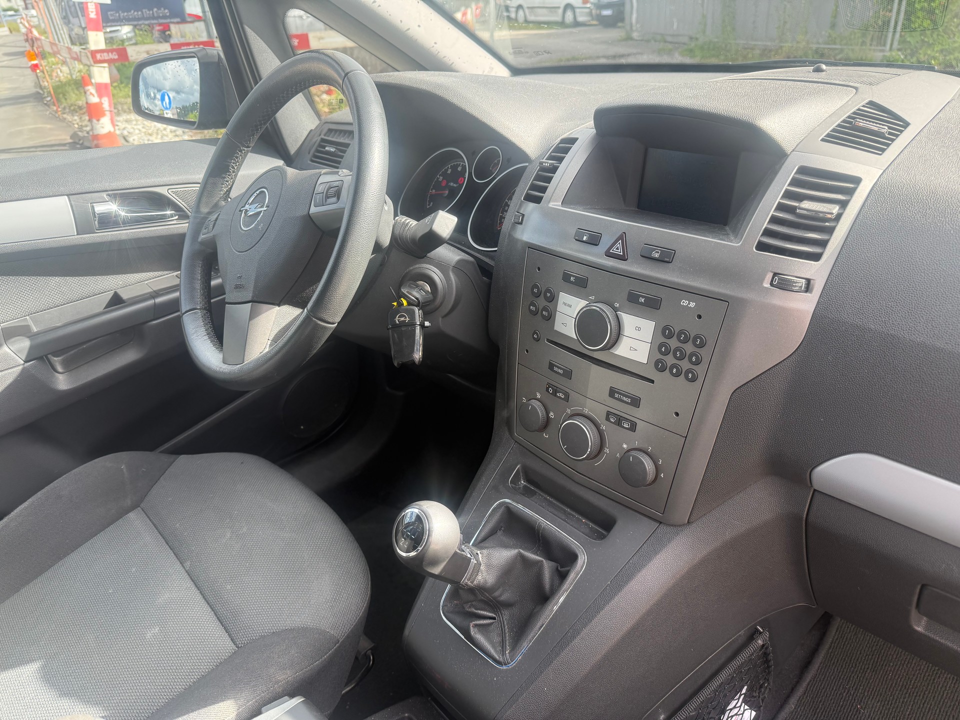 OPEL Zafira 1.6i 16V CNG Enjoy-image-9