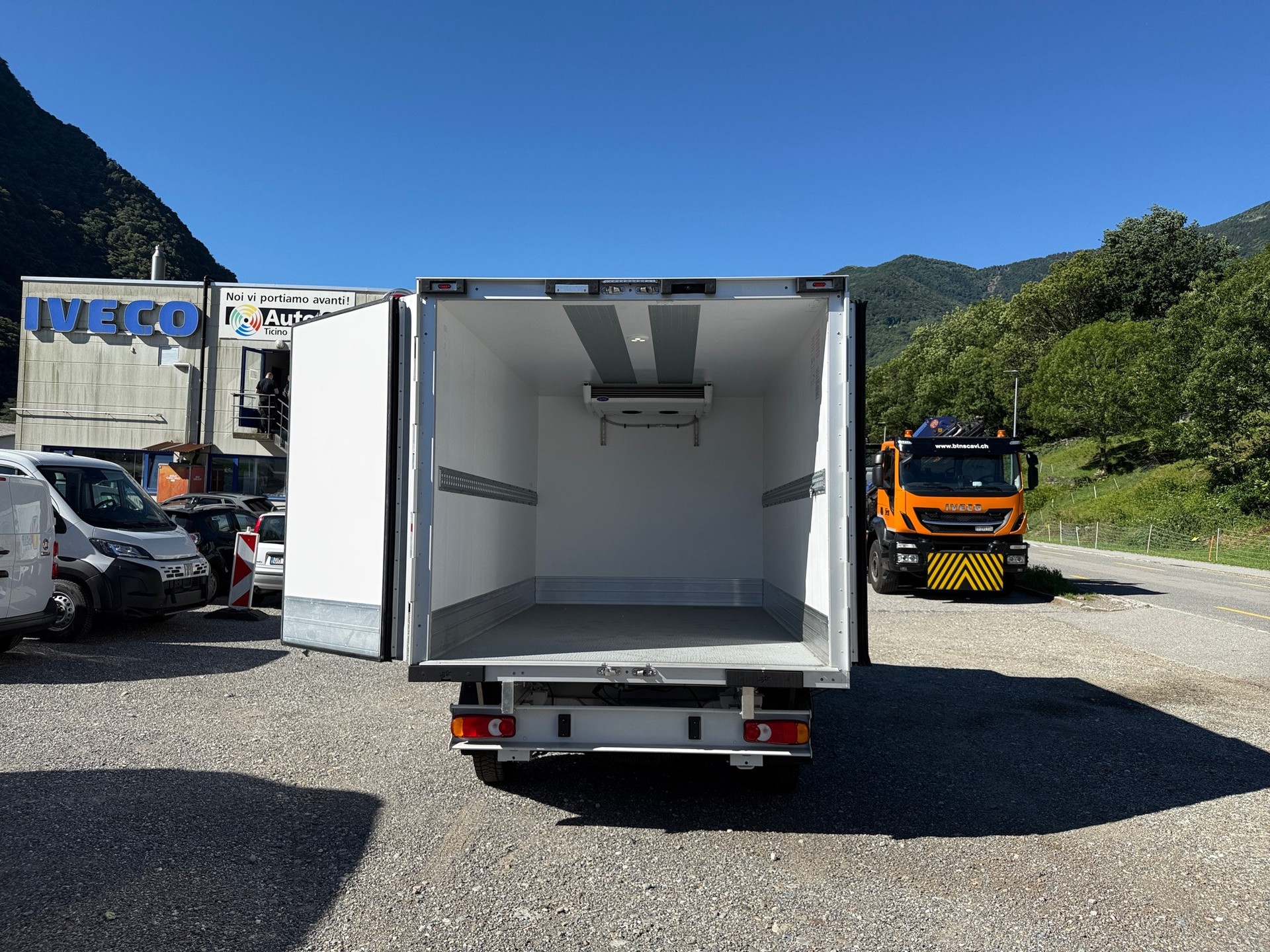 FIAT Ducato 35 L3H1 Frigo-image-7