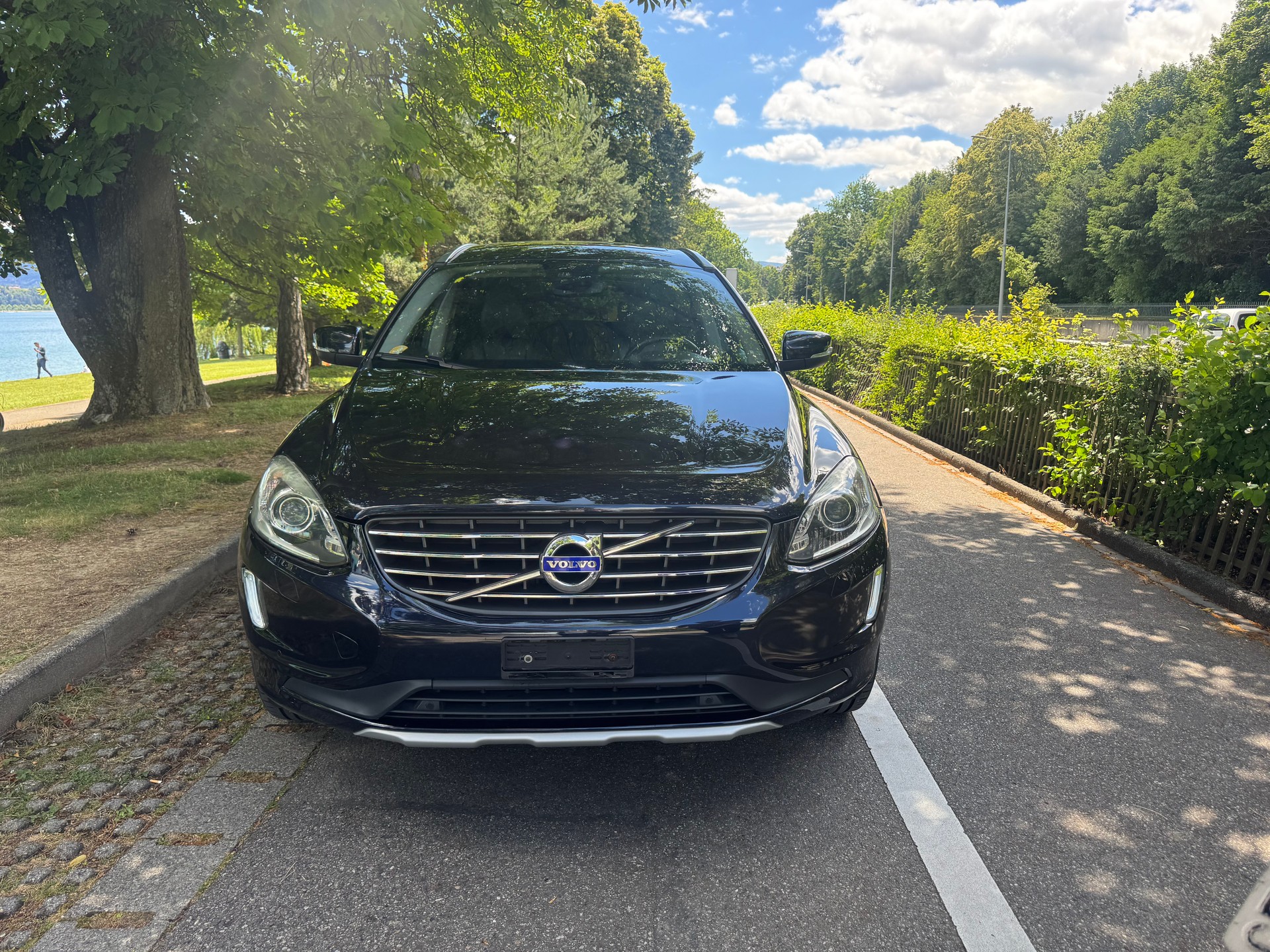 VOLVO XC60 D5 AWD Summum Geartronic-image-0