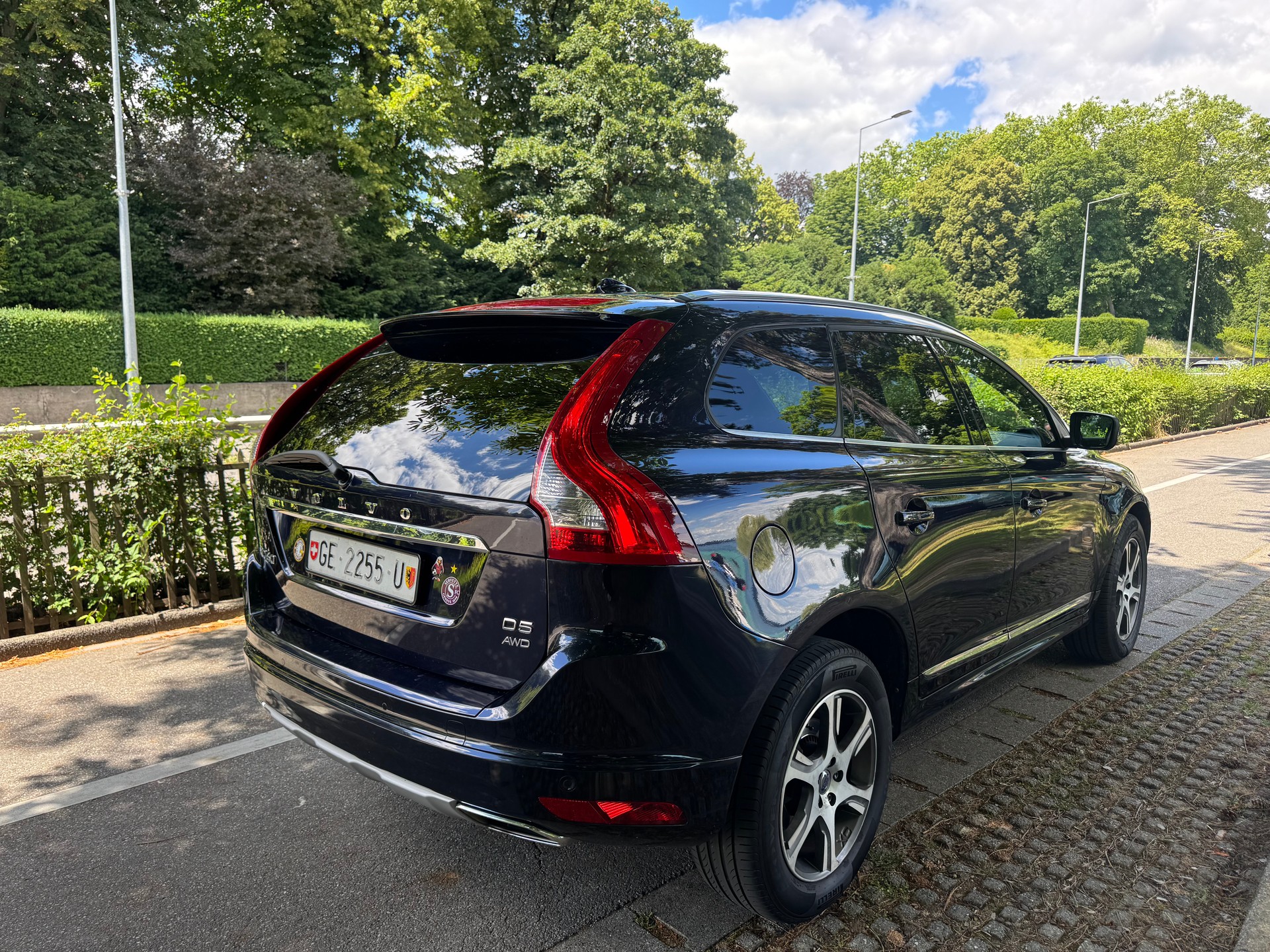 VOLVO XC60 D5 AWD Summum Geartronic-image-7