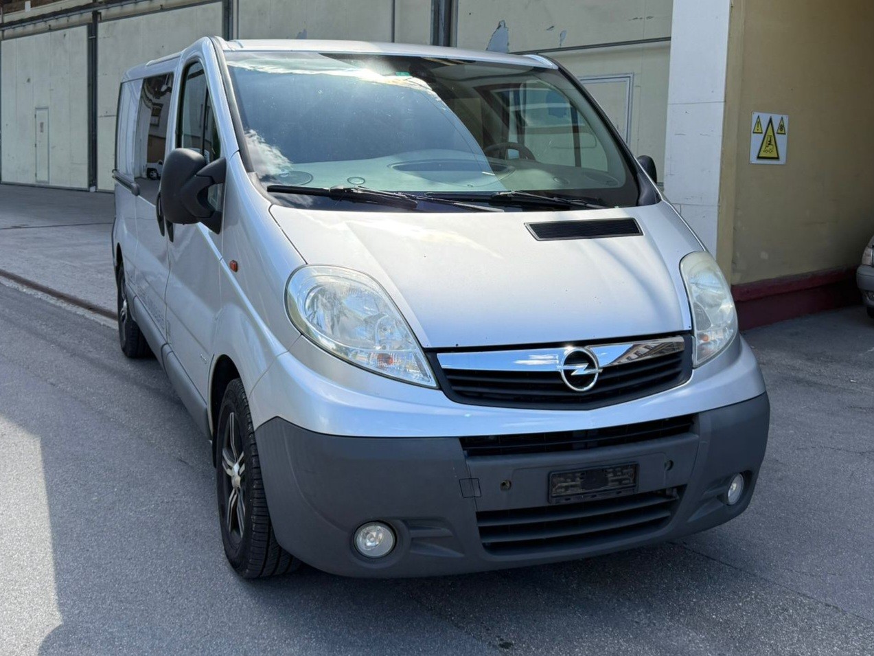 OPEL Vivaro 2.0 CDTI 2.7t L1H1-image-1
