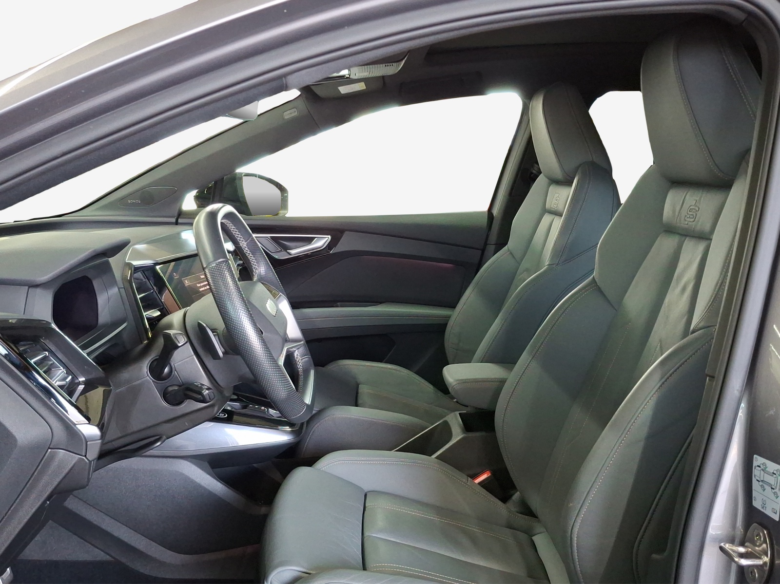 AUDI Q4 Sportback e-tron 50 quattro-image-8