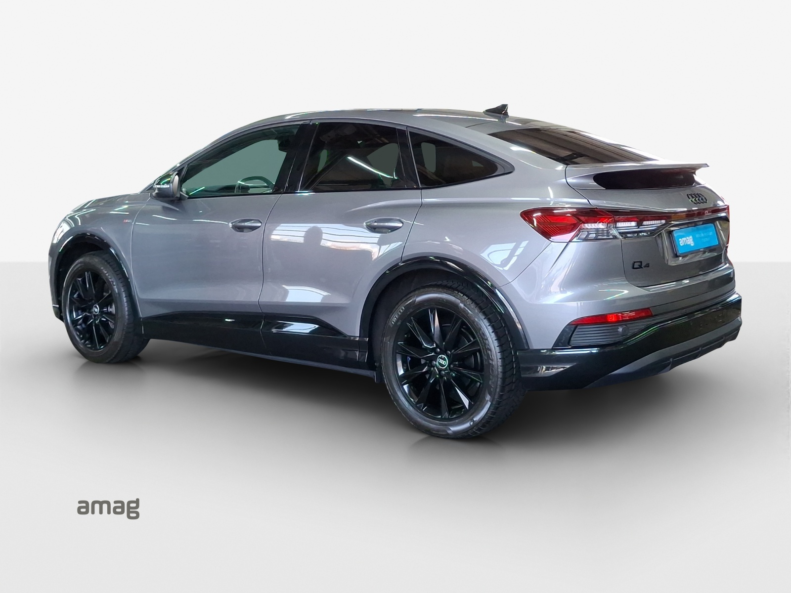 AUDI Q4 Sportback e-tron 50 quattro-image-3