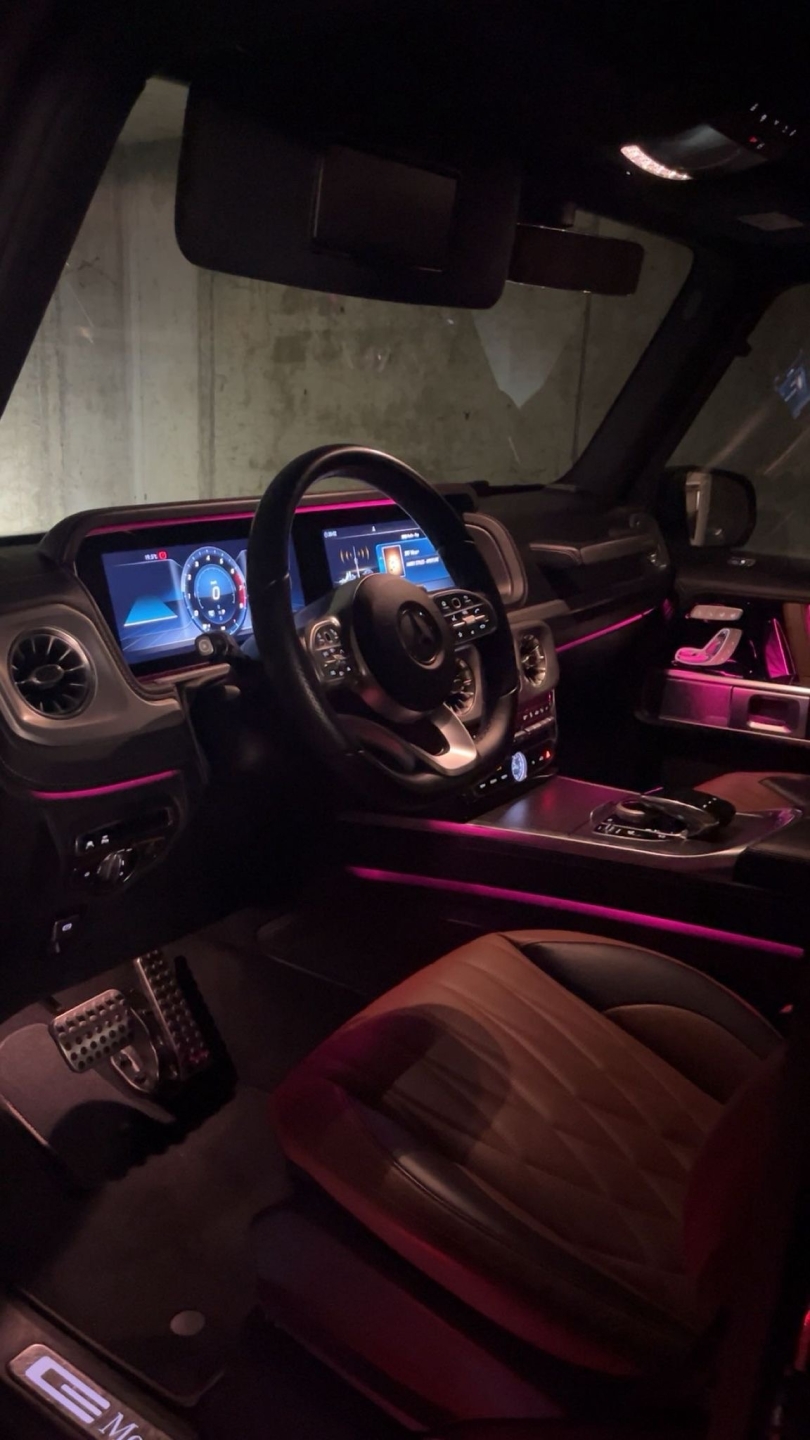MERCEDES-BENZ G 500 AMG Line-image-22