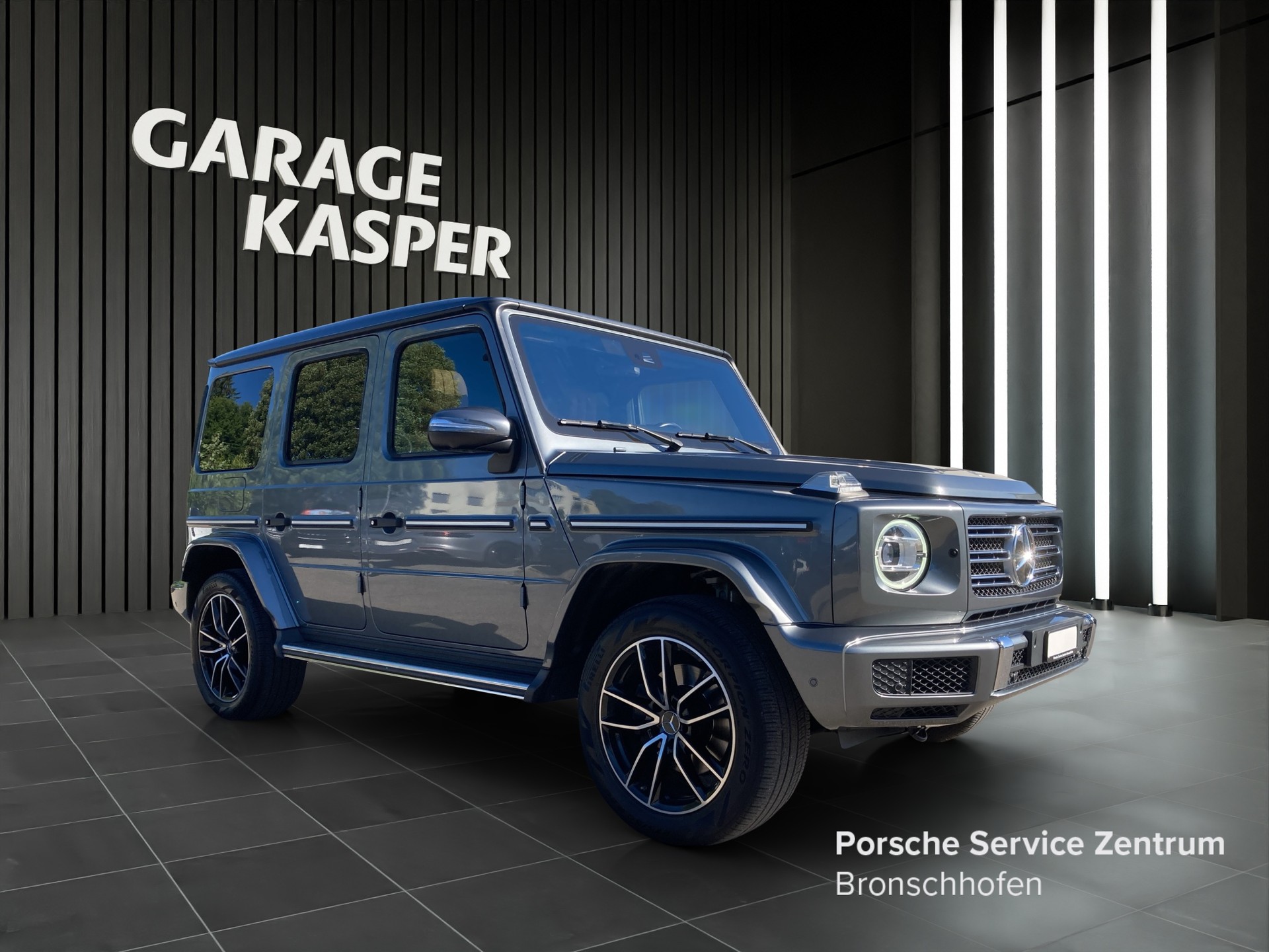 MERCEDES-BENZ G 500 AMG Line-image-6