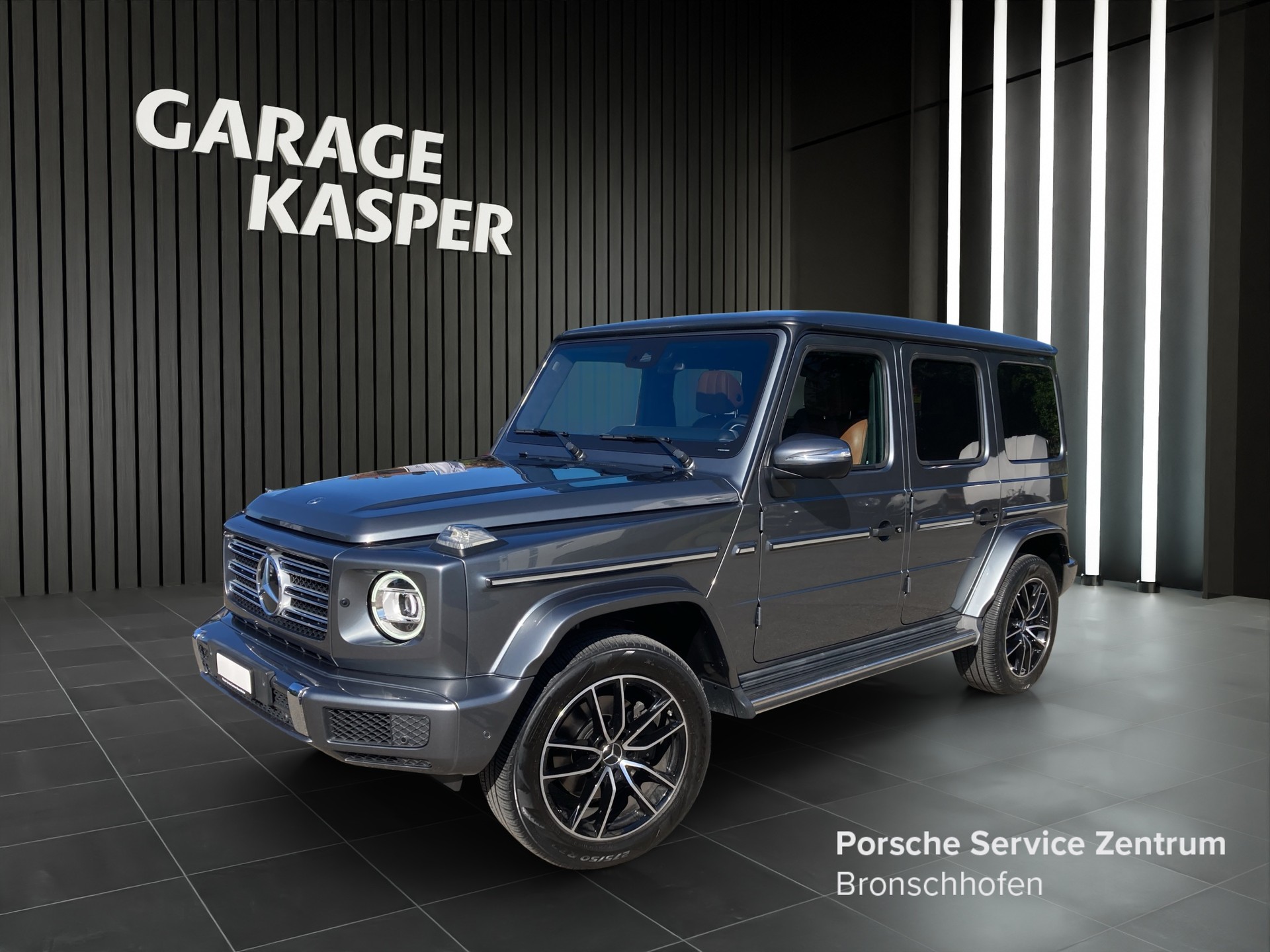 MERCEDES-BENZ G 500 AMG Line-image-0
