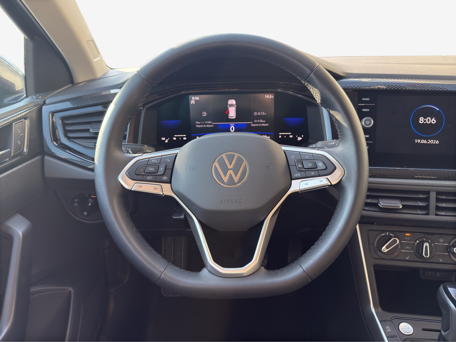 VW Taigo 1.0 TSI Life DSG-image-9