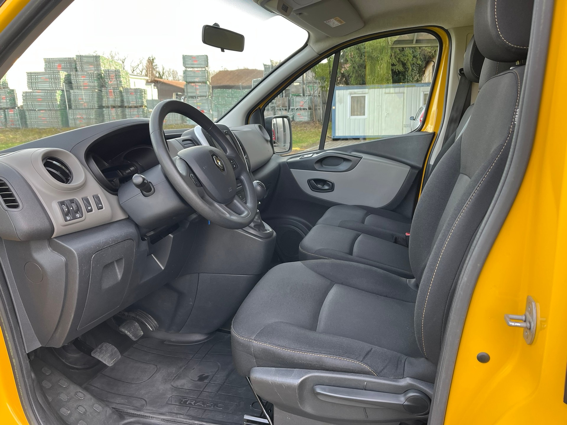 RENAULT Trafic 1.6 ENERGY TwinT. dCi125 2.9t Busin. L1H1-image-6