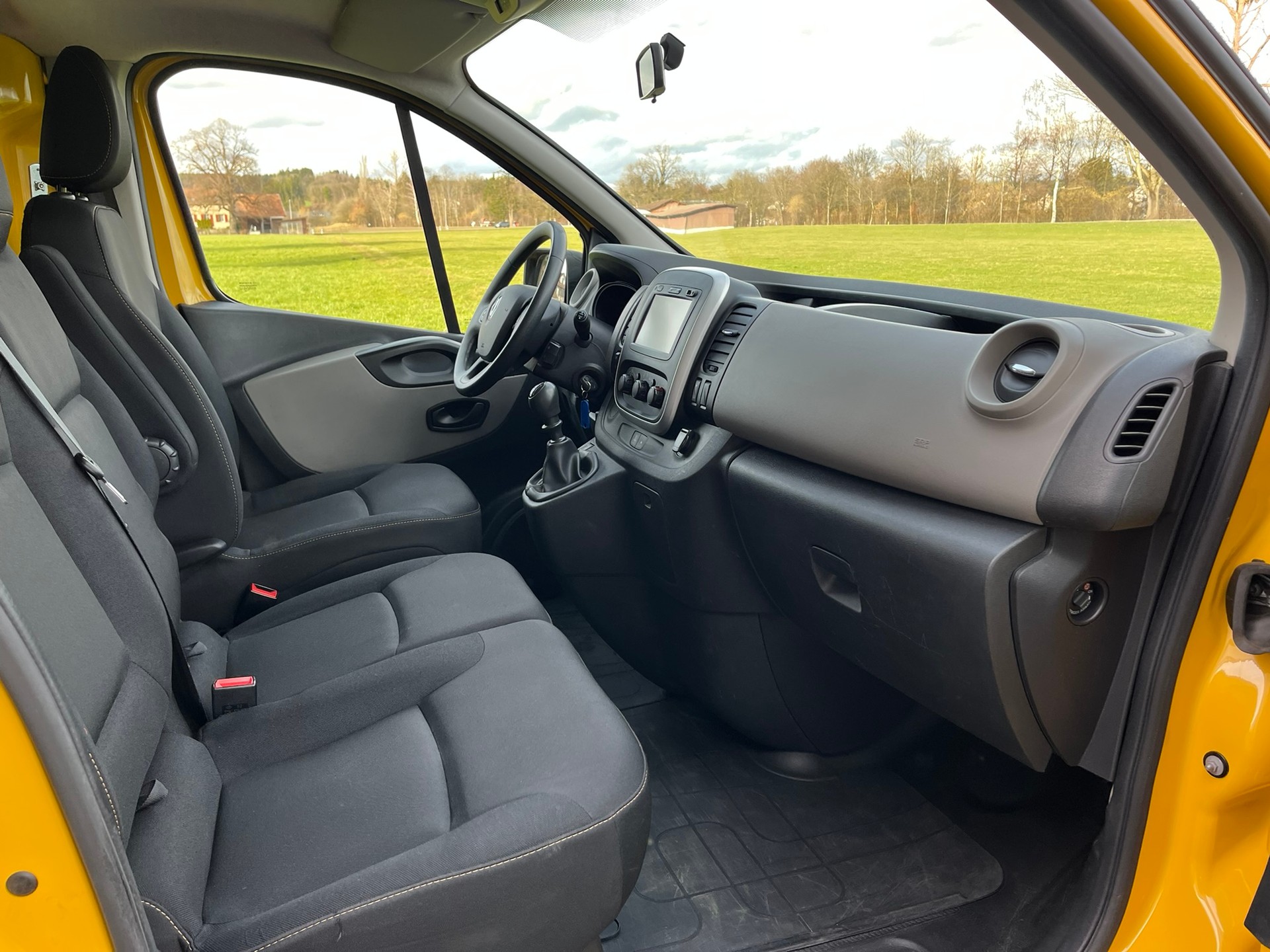 RENAULT Trafic 1.6 ENERGY TwinT. dCi125 2.9t Busin. L1H1-image-7