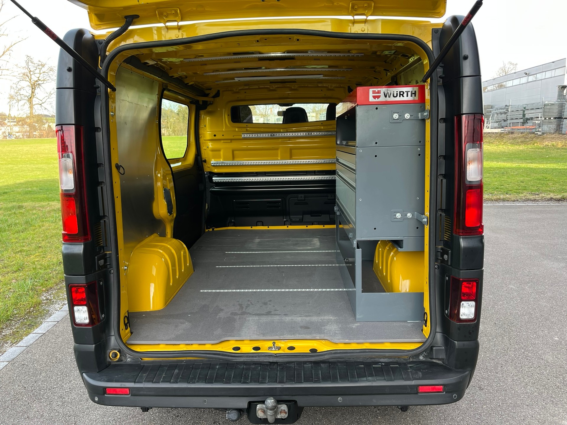RENAULT Trafic 1.6 ENERGY TwinT. dCi125 2.9t Busin. L1H1-image-4