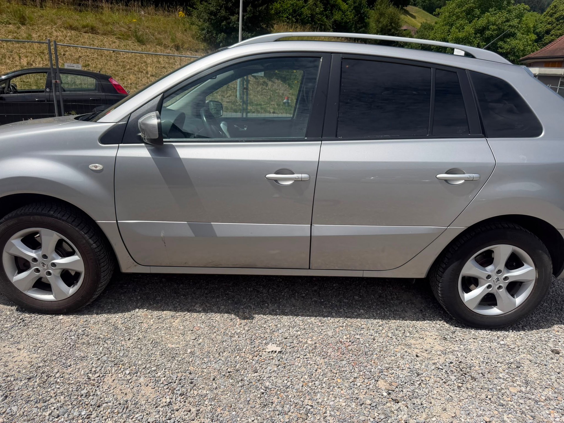 RENAULT Koleos 2.5 Dynamique Luxe 4x4-image-9
