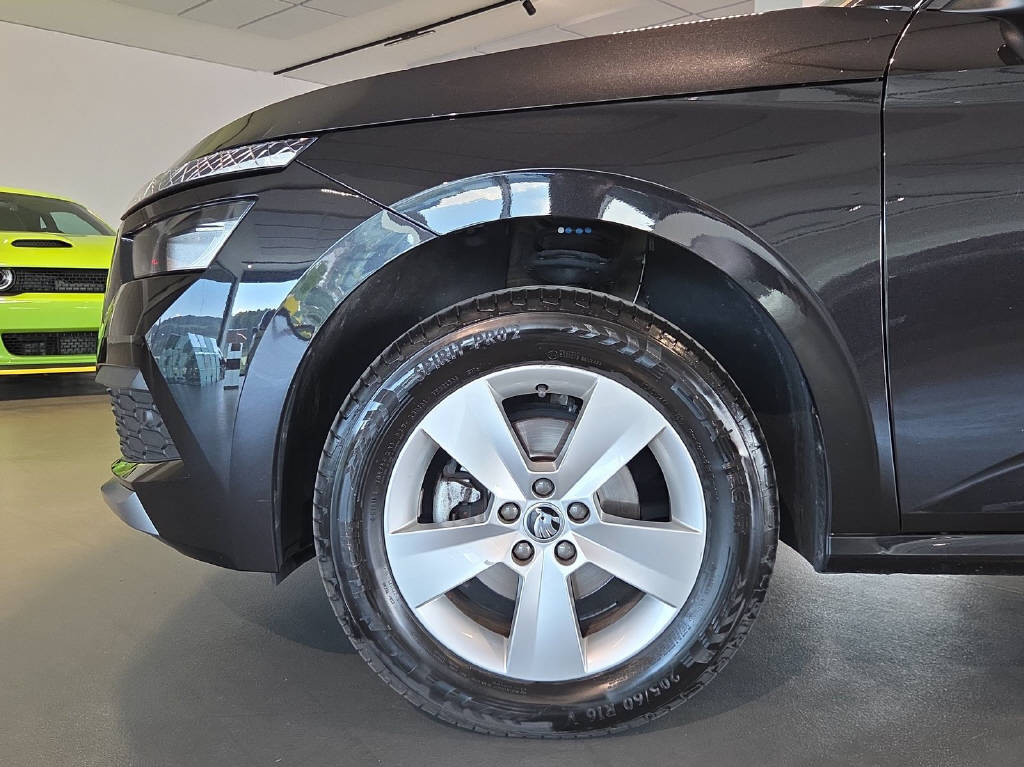 SKODA Kamiq 1.0 TSI Ambition DSG-image-12