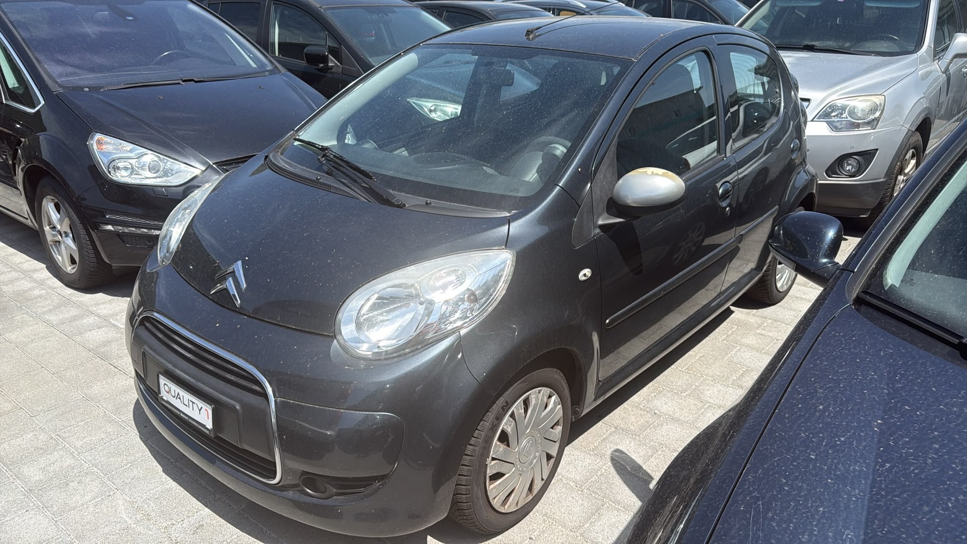CITROEN C1 1.0i Chic-image-2