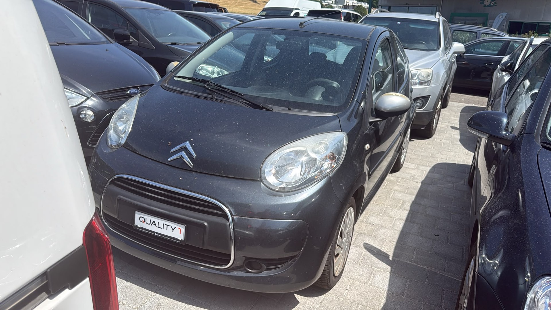 CITROEN C1 1.0i Chic-image-3