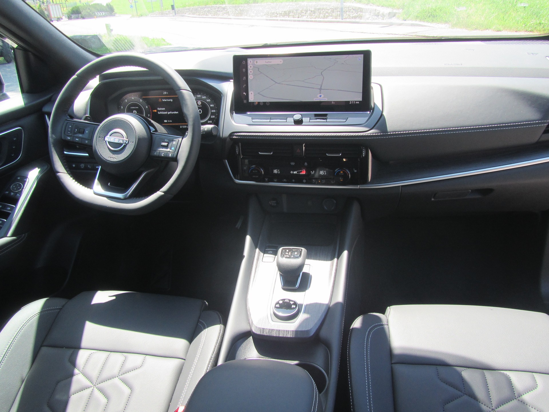 NISSAN Qashqai 1.3 DIG-T MHEV Tekna+ Xtronic 4x4-image-5