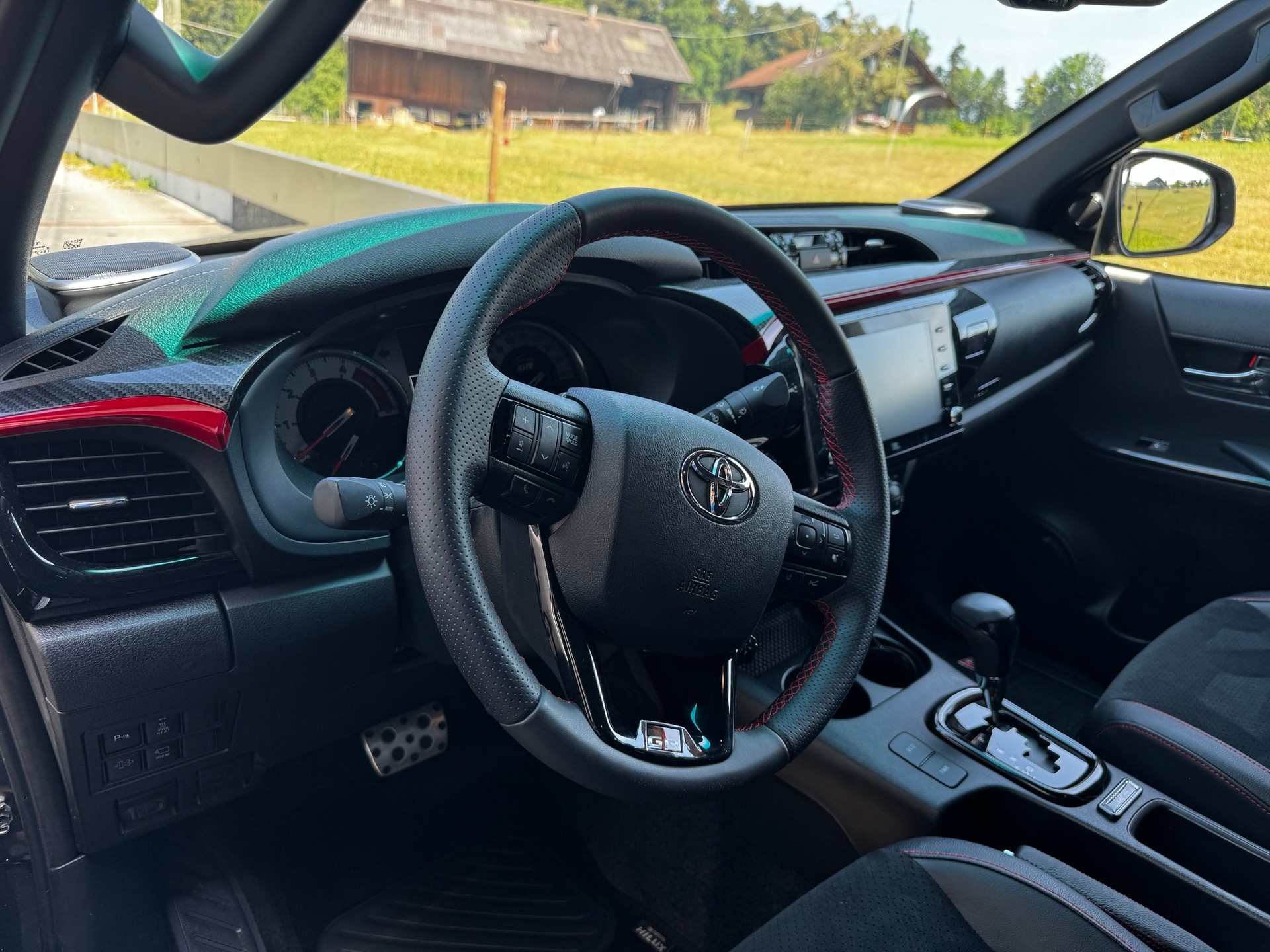TOYOTA GR Sport II-image-4