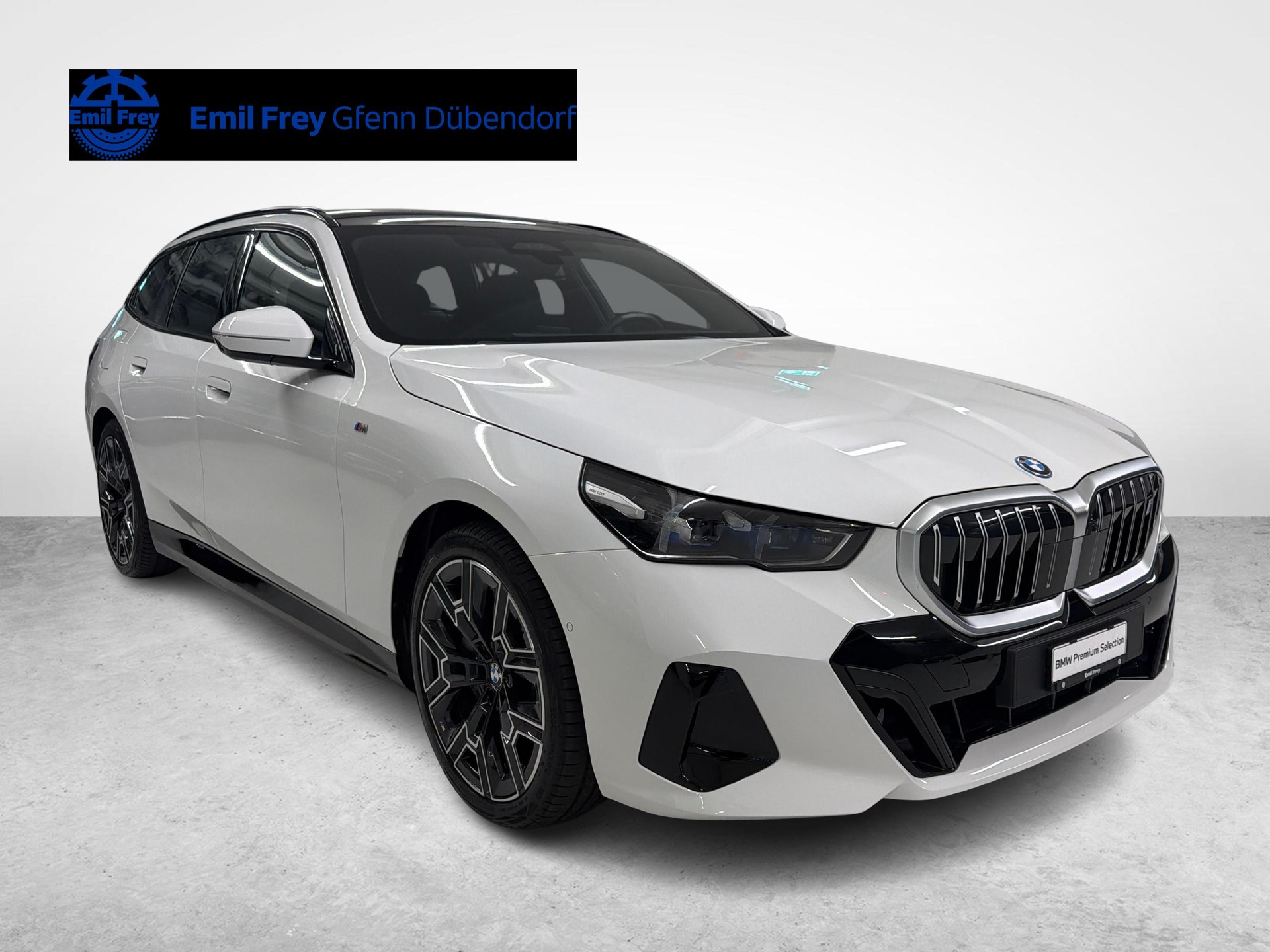 BMW i5 xDrive40 Touring-image-6
