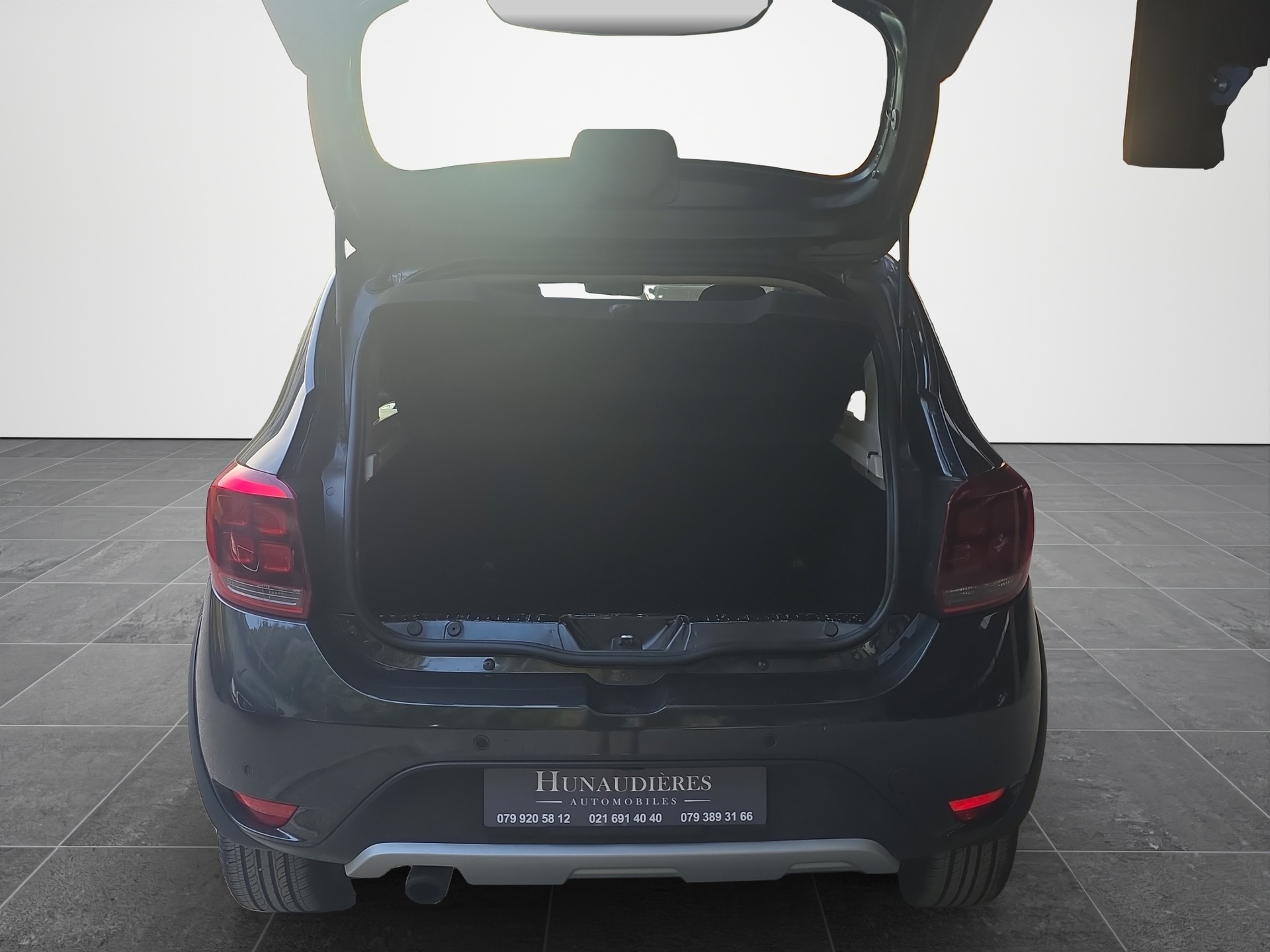 DACIA Sandero Tce 90 Stepway-image-12