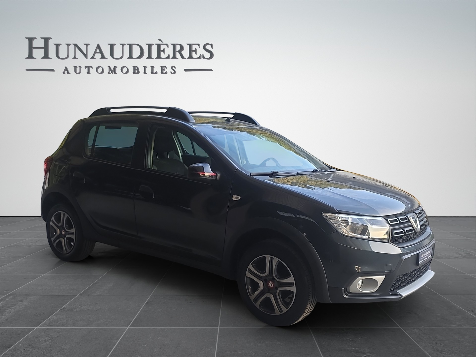 DACIA Sandero Tce 90 Stepway-image-1
