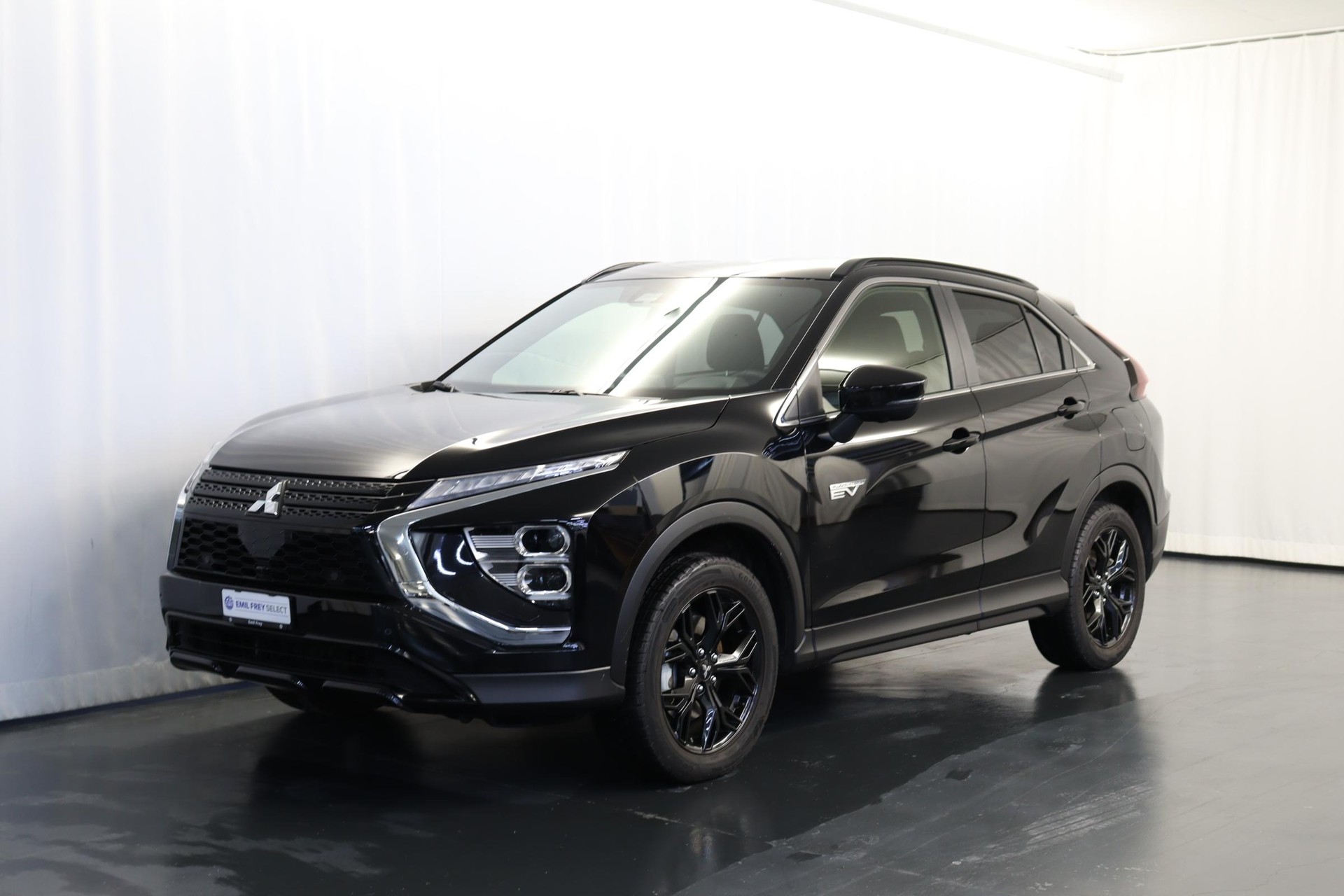 MITSUBISHI Eclipse Cross 2.4 PHEV Blackline 4x4-image-1