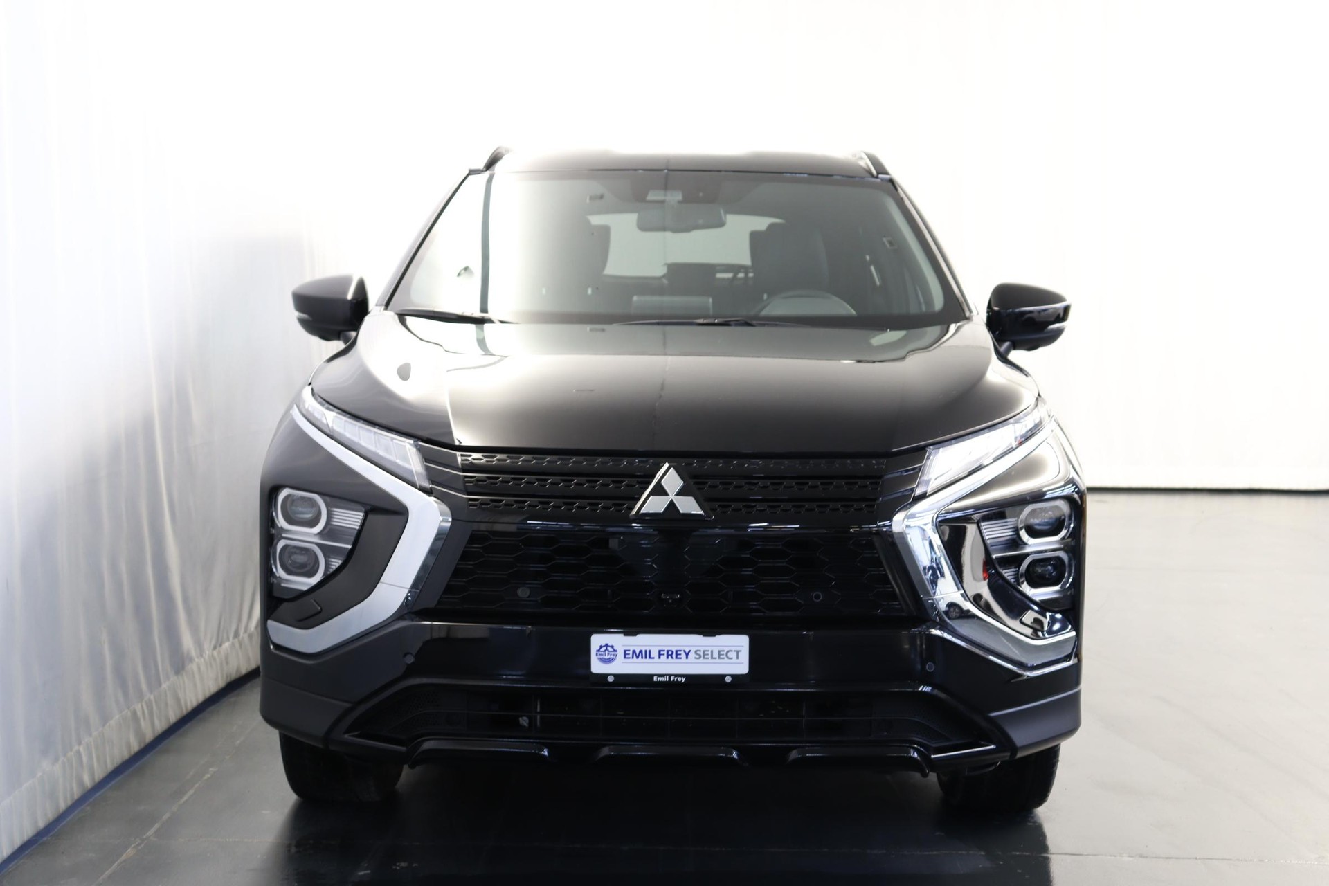 MITSUBISHI Eclipse Cross 2.4 PHEV Blackline 4x4-image-10