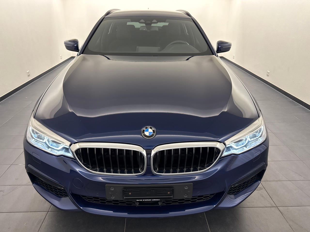 BMW 530i xDr 48VTour. M Sport-image-15