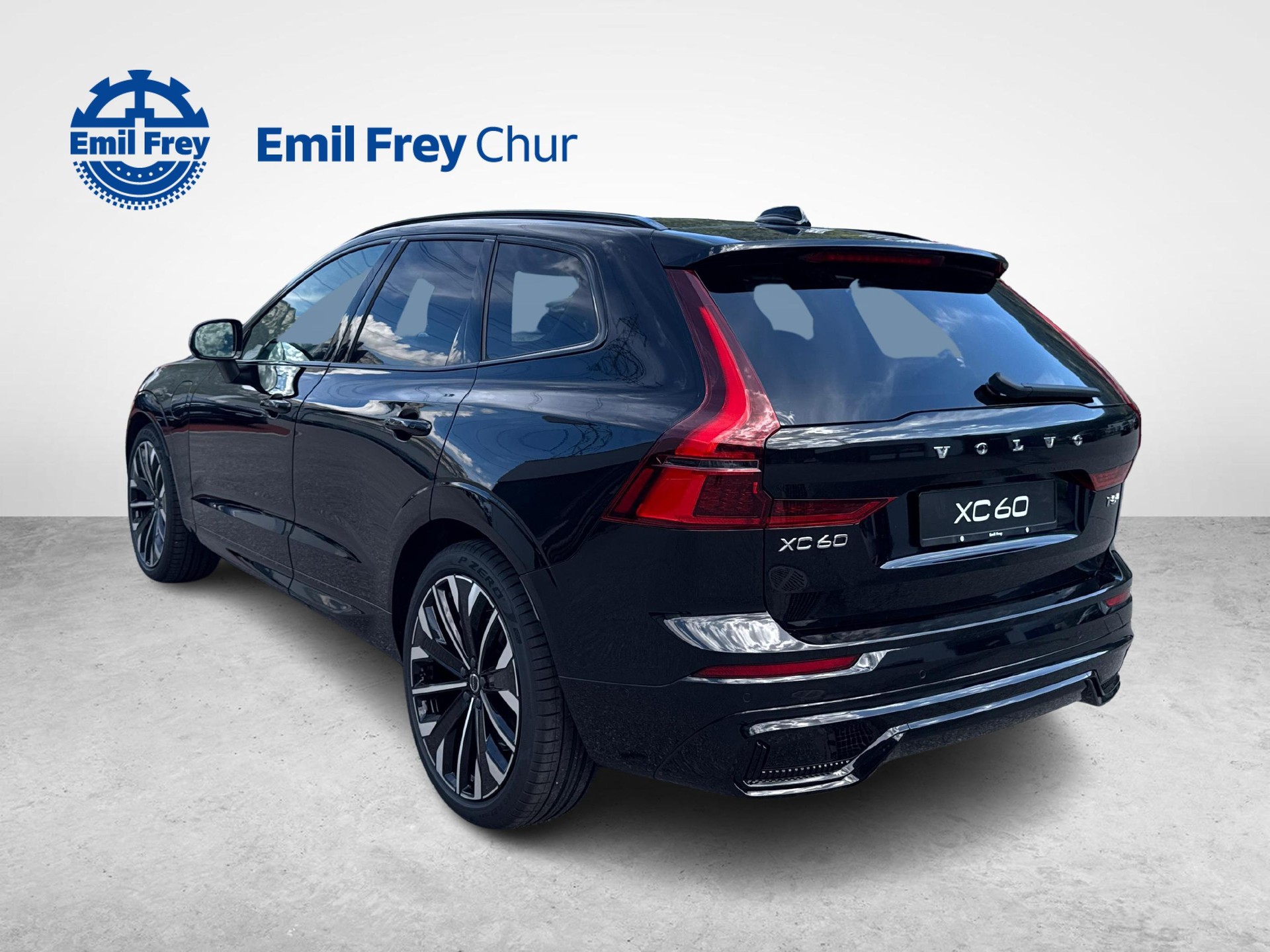 VOLVO XC60 2.0 T8 TE Ultra Dark eAWD-image-2