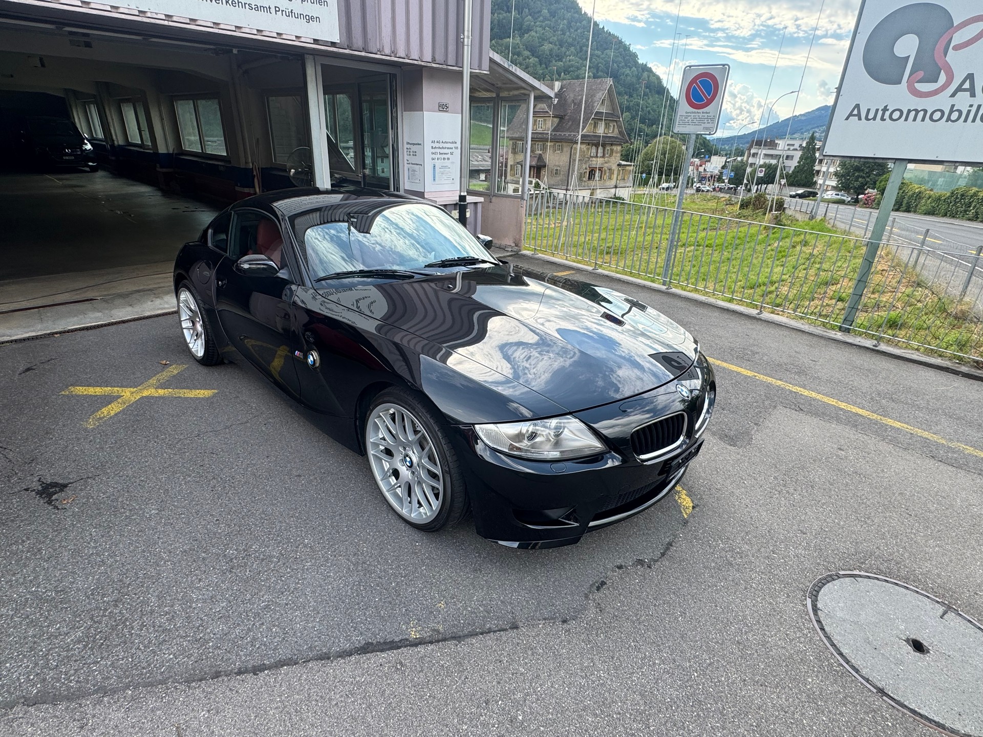 BMW Z4 M Coupé-image-1