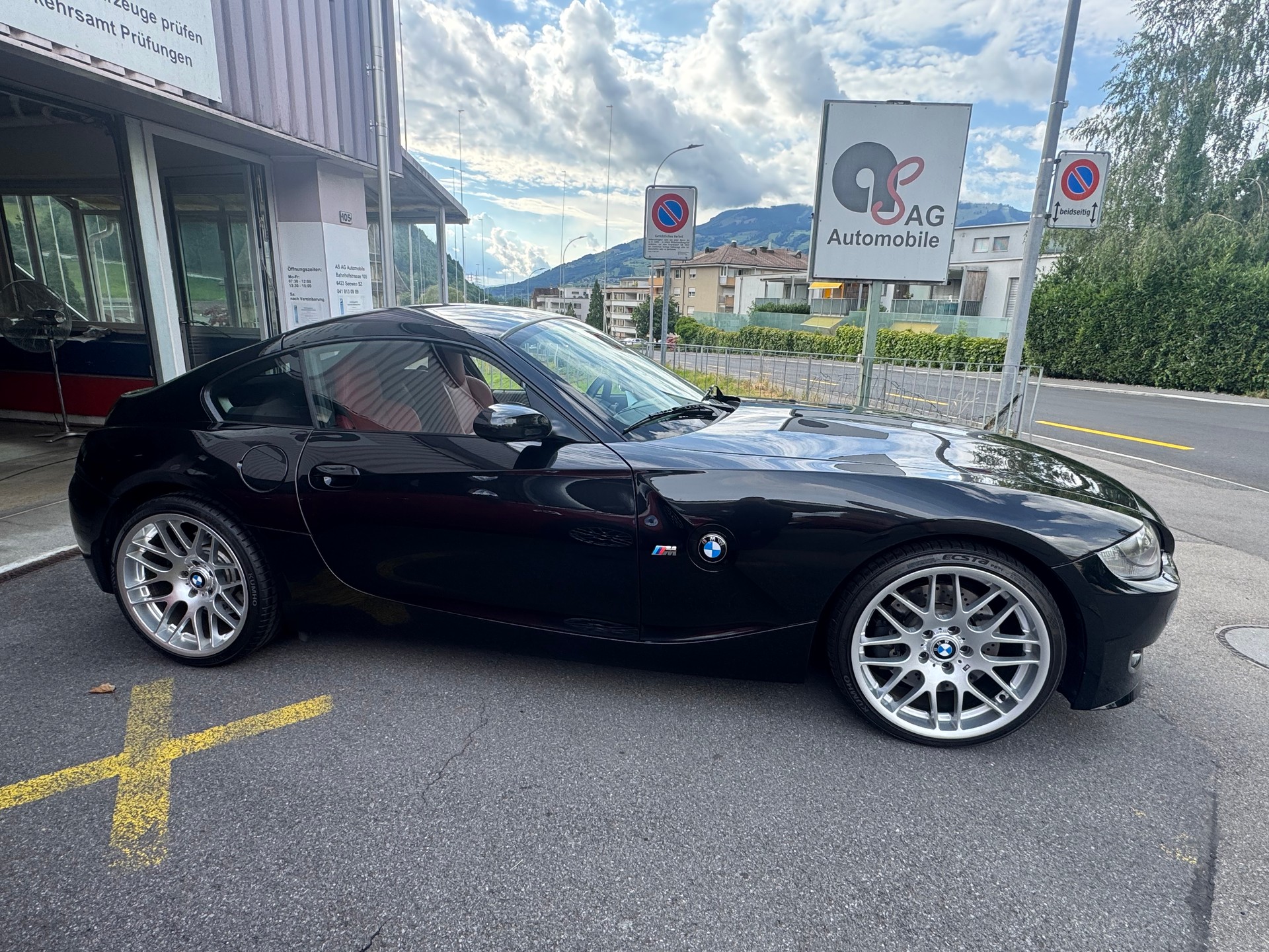 BMW Z4 M Coupé-image-0
