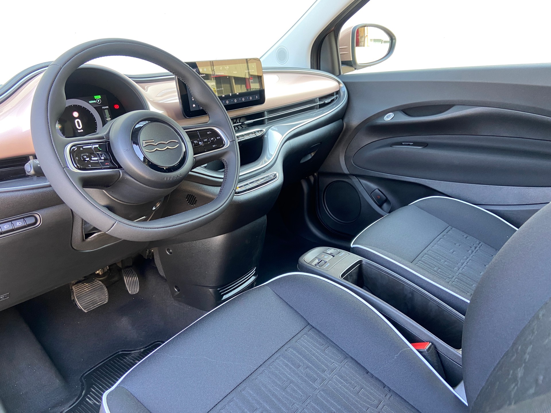 FIAT 500 electric 87kW Vita-image-4