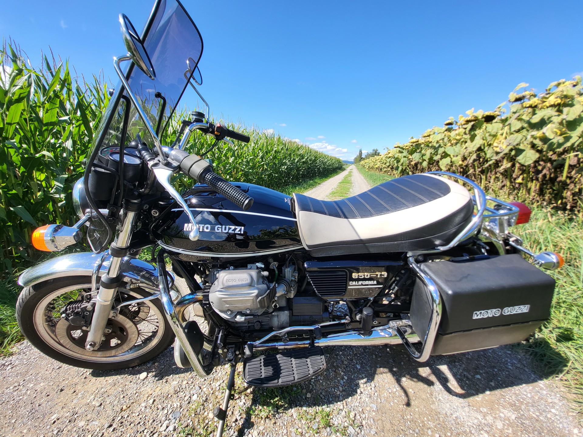 MOTO GUZZI California