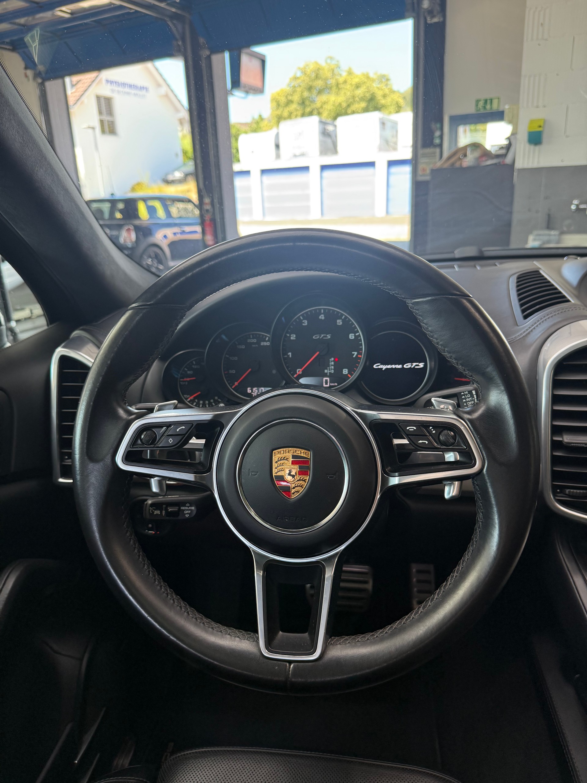 PORSCHE Cayenne GTS|62’000 km|Vollausstattung | 1A Zustand •Luftfahrwerk•Sport Chrono•Panorama•BOSE•Standheizung•Alcantara•-image-9