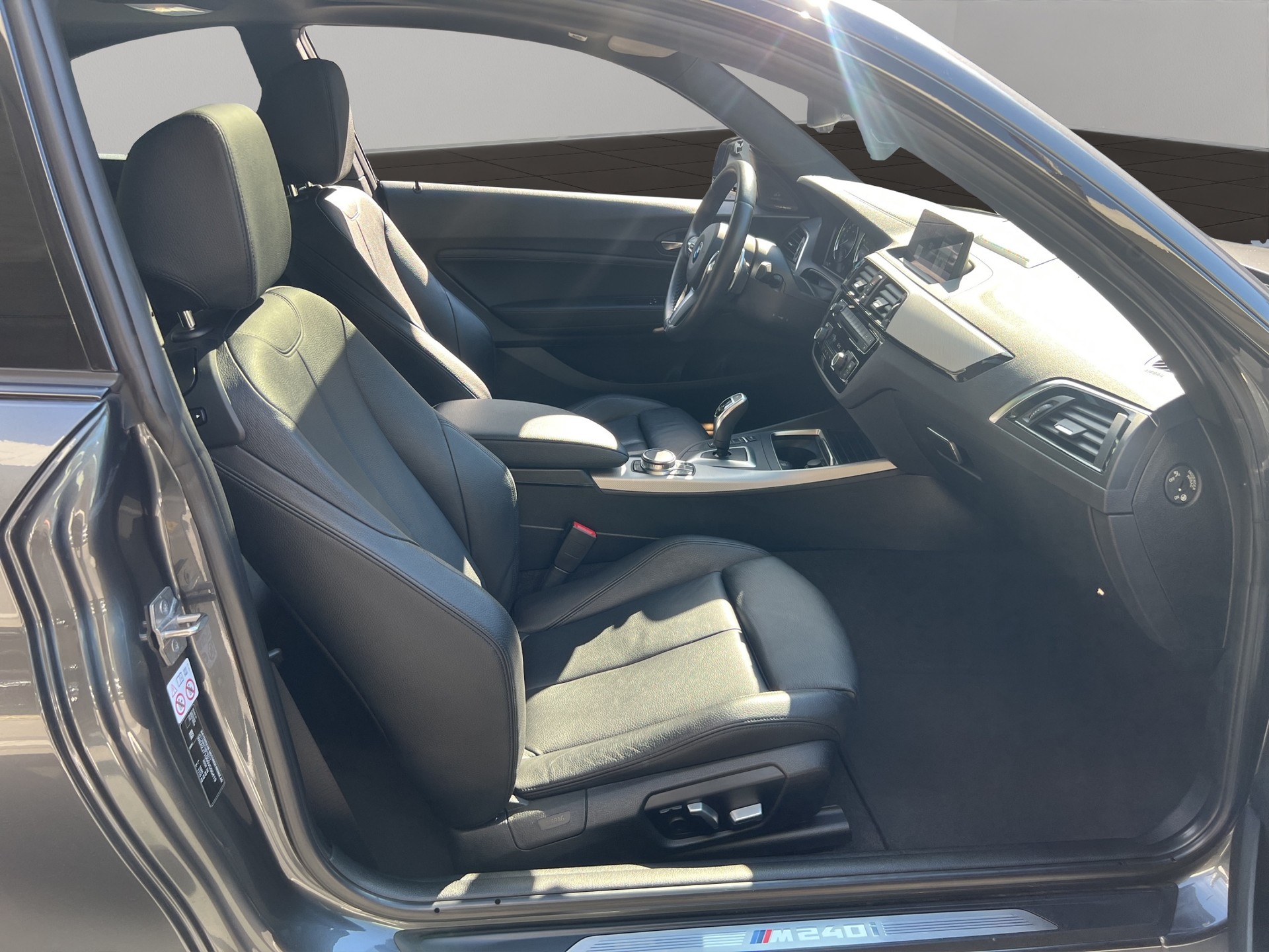BMW M240i xDrive Steptronic-image-20
