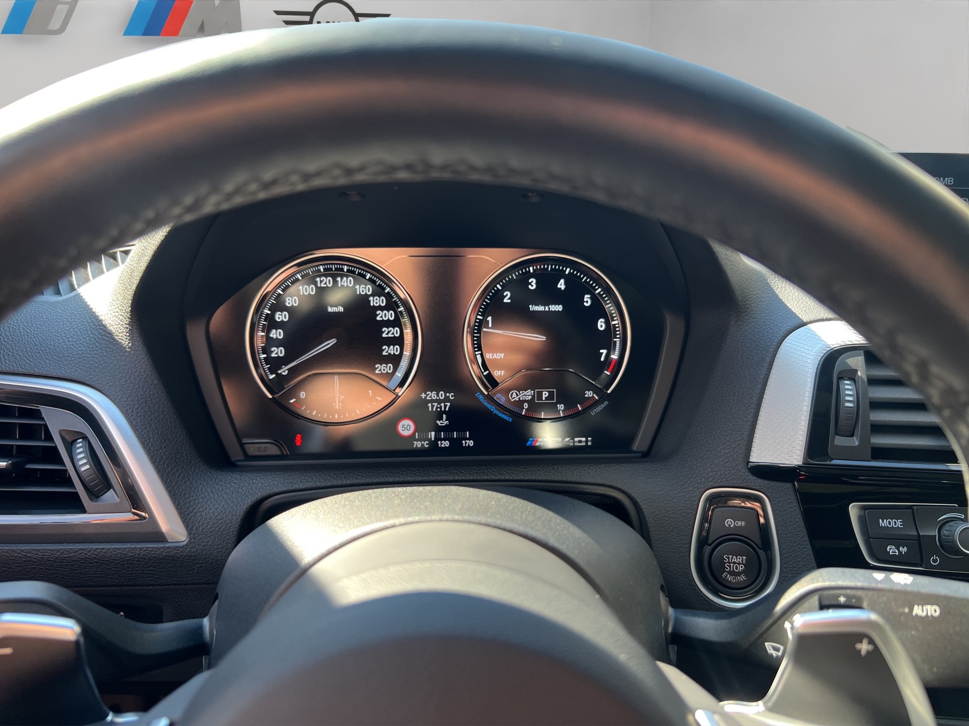 BMW M240i xDrive Steptronic-image-14