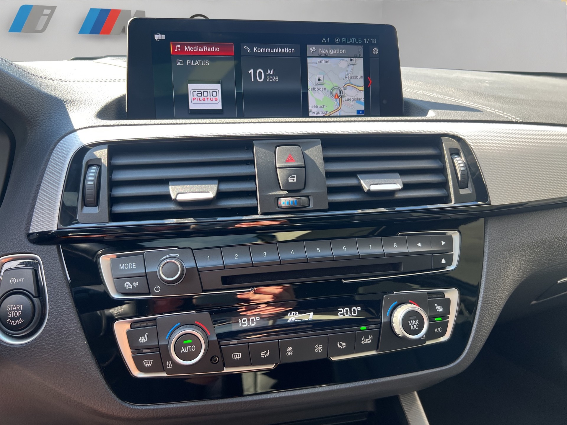 BMW M240i xDrive Steptronic-image-17