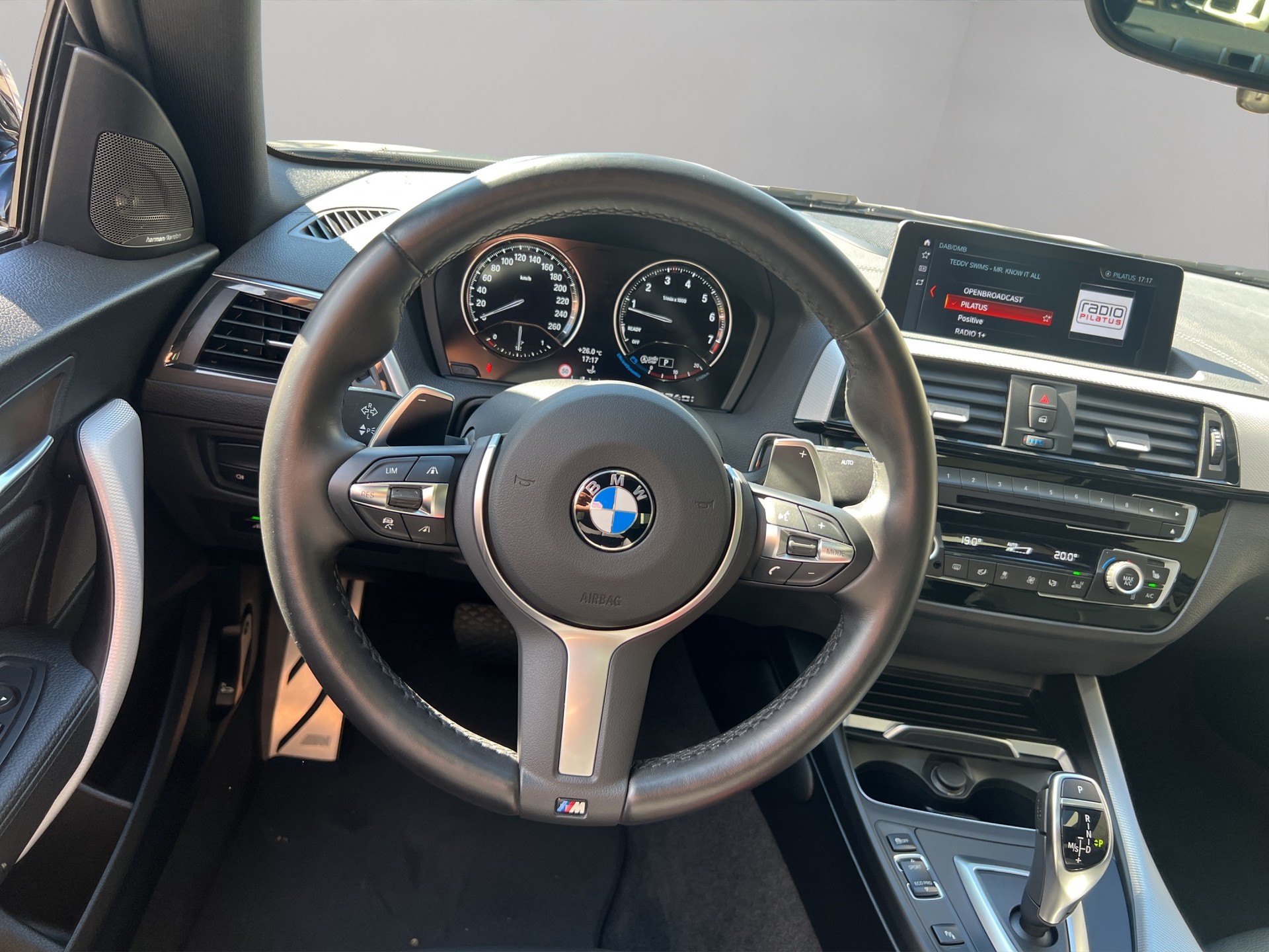 BMW M240i xDrive Steptronic-image-13