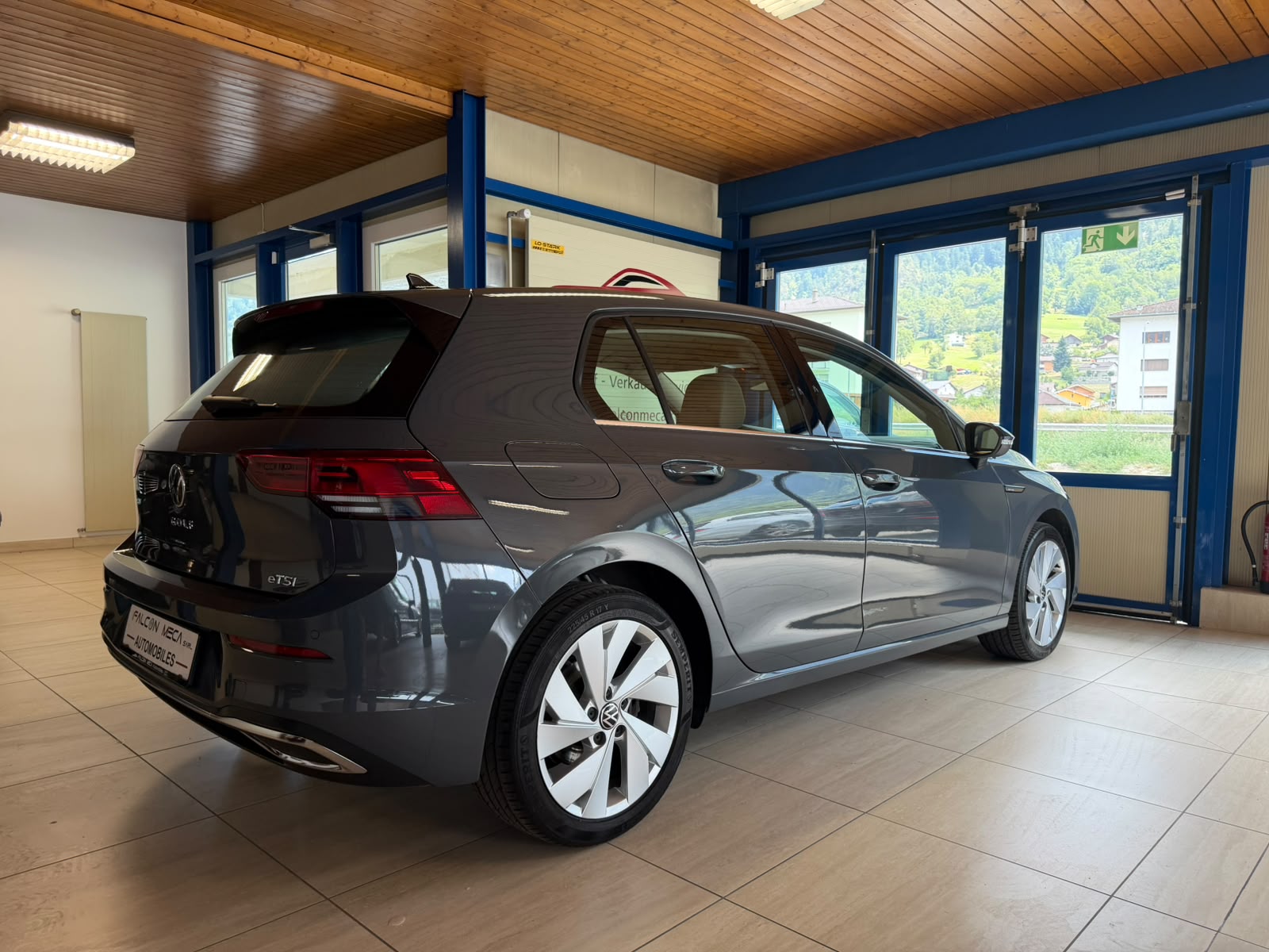 VW Golf 1.5 eTSI mHEV ACT Style DSG-image-9