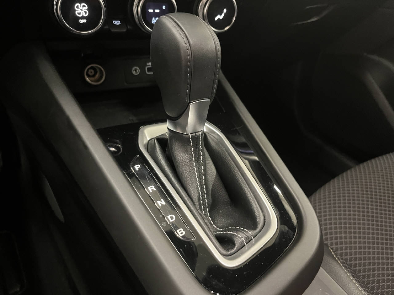 RENAULT Arkana 1.6 E-Tech techno-image-9
