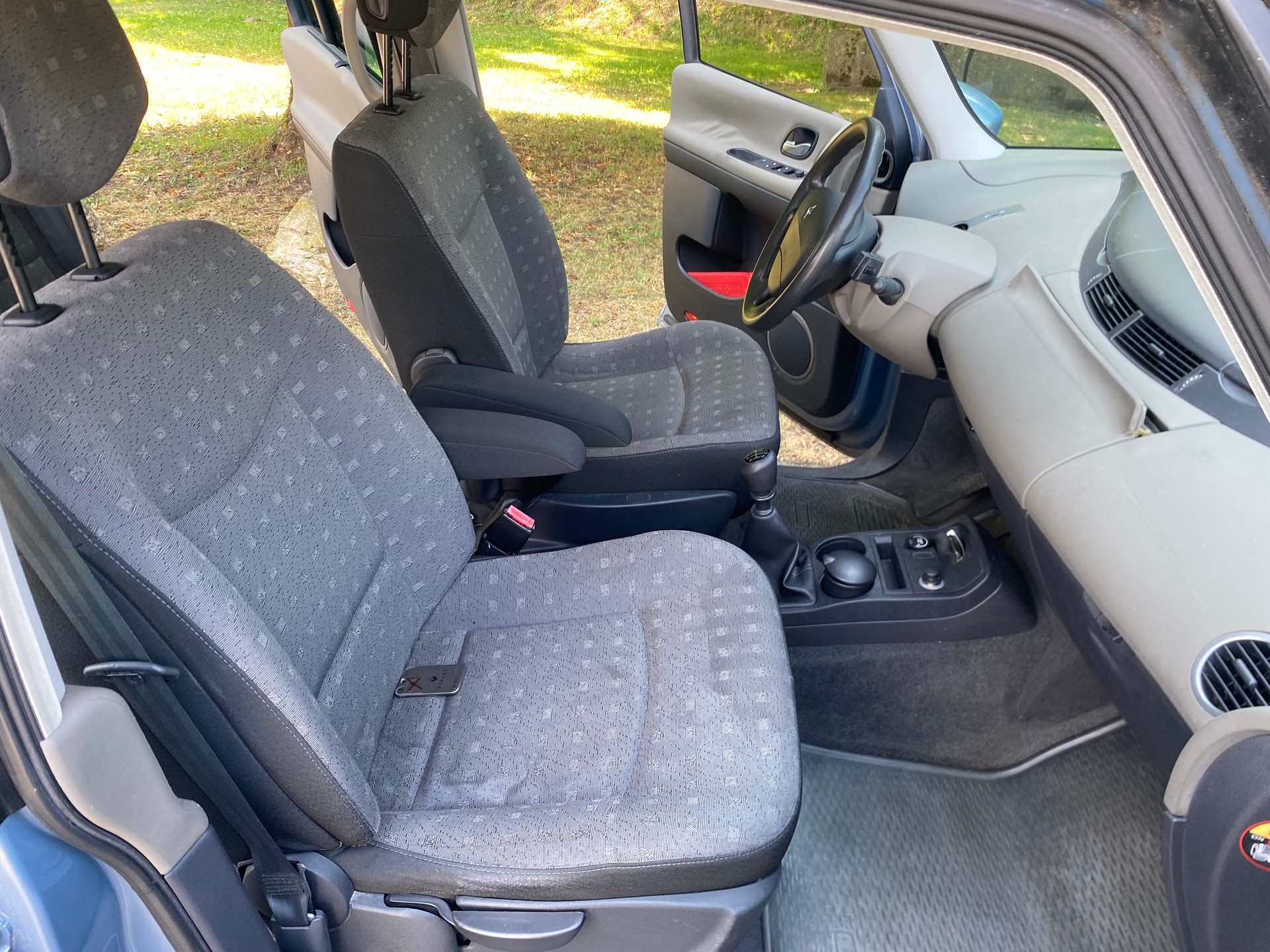 RENAULT Espace 2.0 Turbo Dynamique*Aus erster Hand*Klimaautomatik*6-Sitzplätze*Euro B04**-image-13